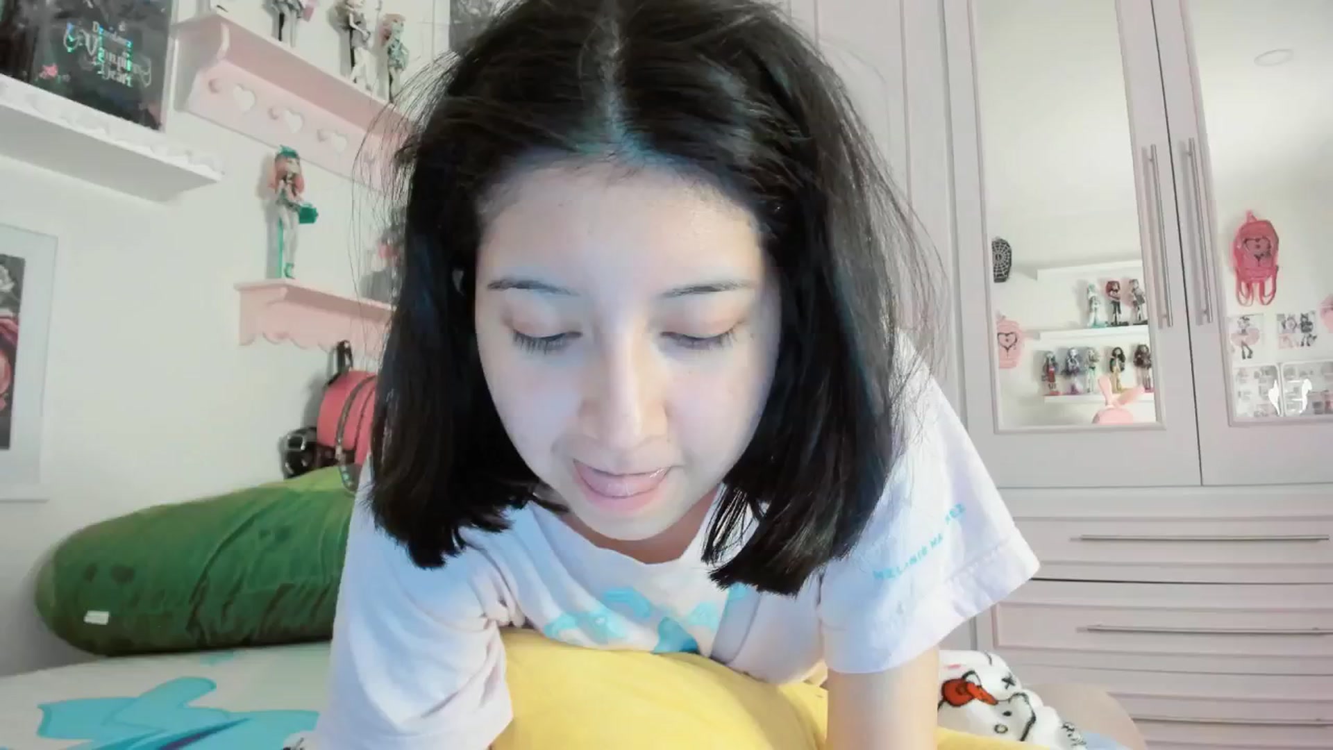 Gallery image thumbnail from Cherrycute666's myfreecams stream on, 03/14/2026, 09:22 image 13 of 20