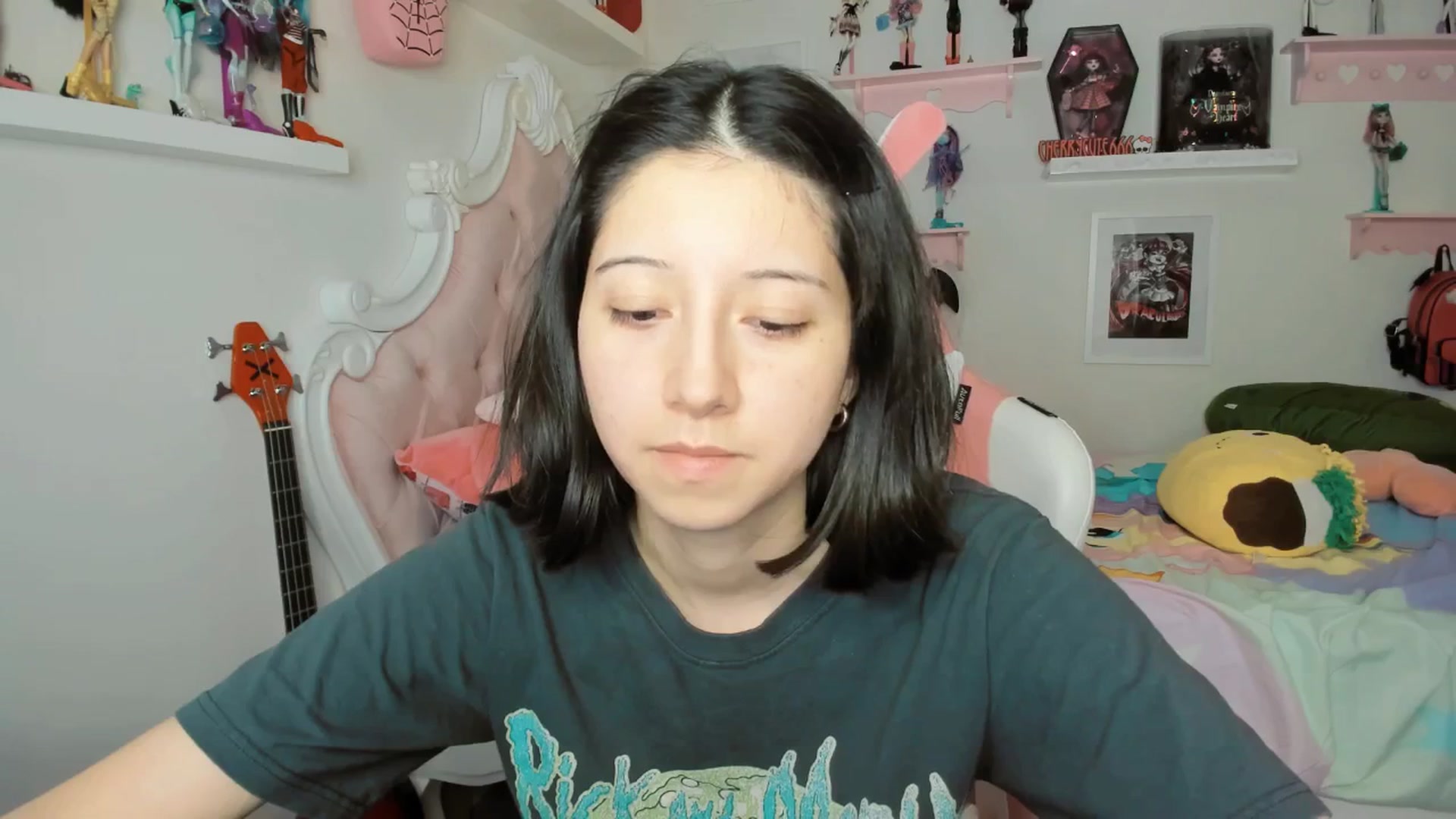 Gallery image thumbnail from Cherrycute666's myfreecams stream on, 03/15/2026, 08:34 image 15 of 20