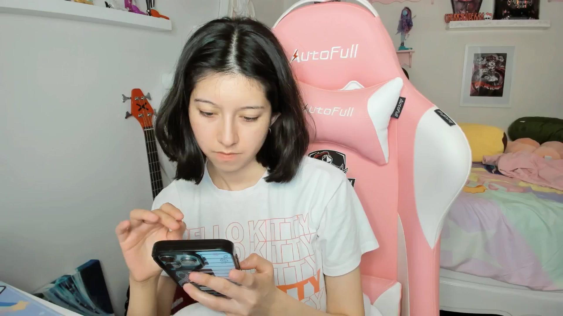 Gallery image thumbnail from Cherrycute666's myfreecams stream on, 03/16/2026, 05:12 image 18 of 20