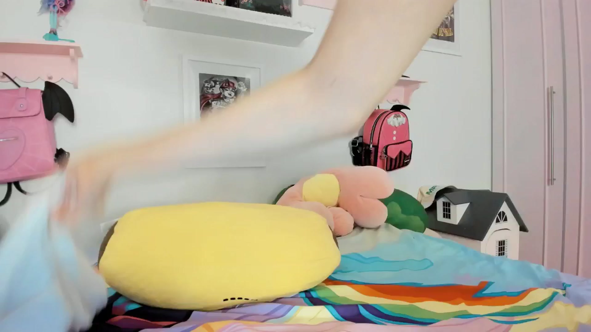 Gallery image thumbnail from Cherrycute666's myfreecams stream on, 03/16/2026, 05:42 image 4 of 20