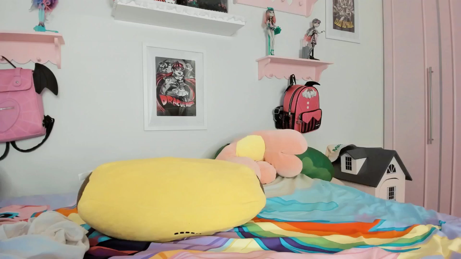 Gallery image thumbnail from Cherrycute666's myfreecams stream on, 03/16/2026, 05:42 image 3 of 20