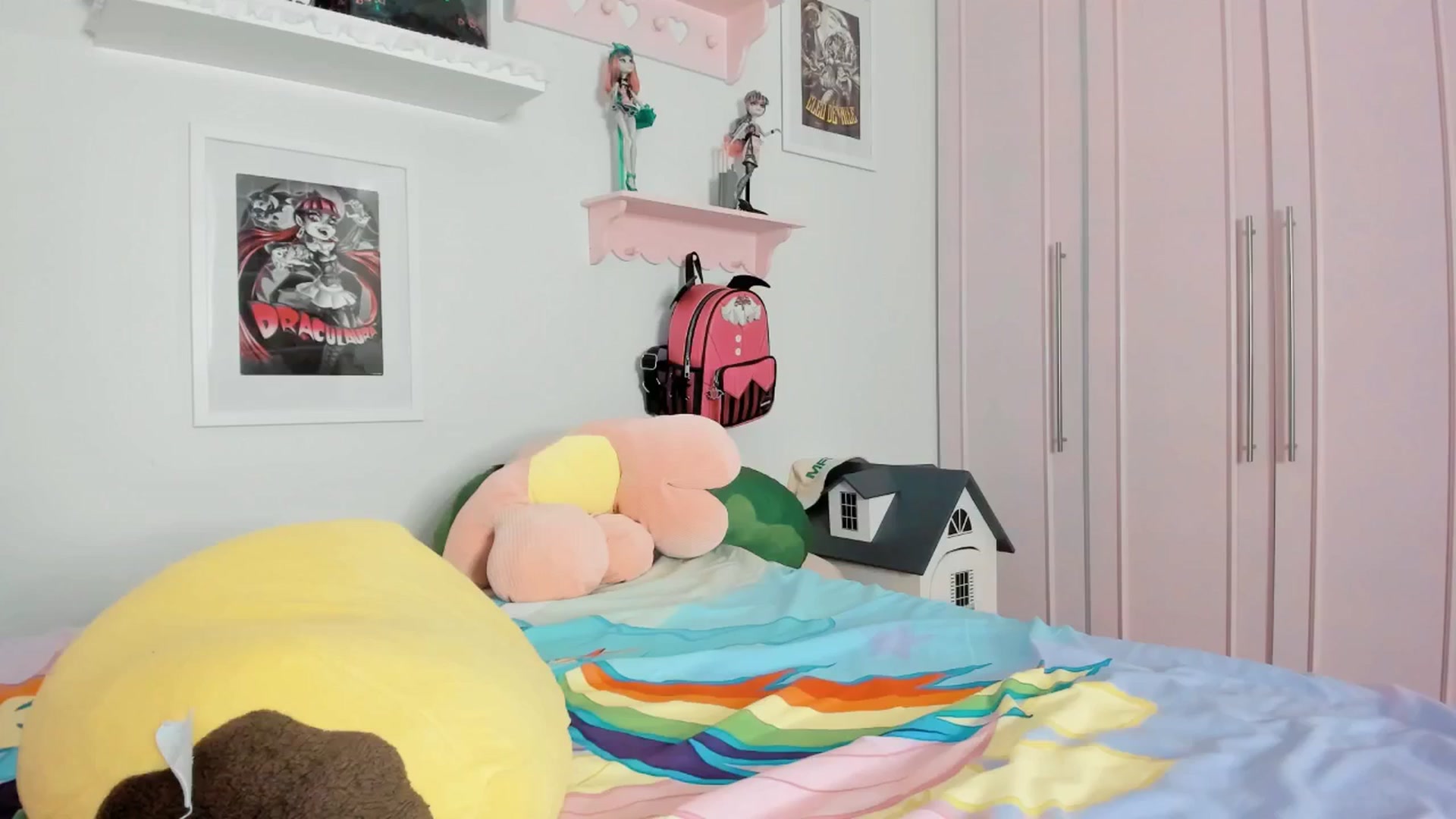 Gallery image thumbnail from Cherrycute666's myfreecams stream on, 03/16/2026, 05:42 image 9 of 20