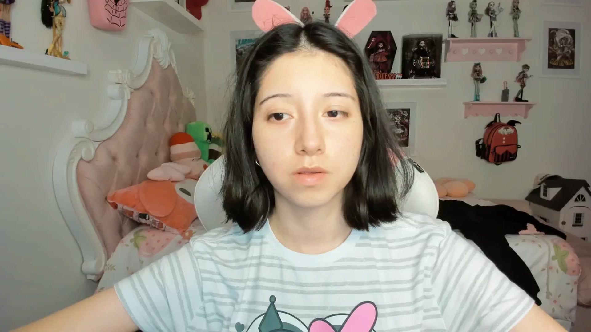Gallery image thumbnail from Cherrycute666's myfreecams stream on, 03/19/2026, 05:06 image 19 of 20