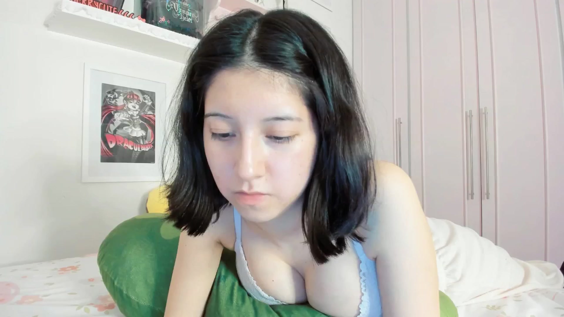 Gallery image thumbnail from Cherrycute666's myfreecams stream on, 03/20/2026, 08:09 image 16 of 20