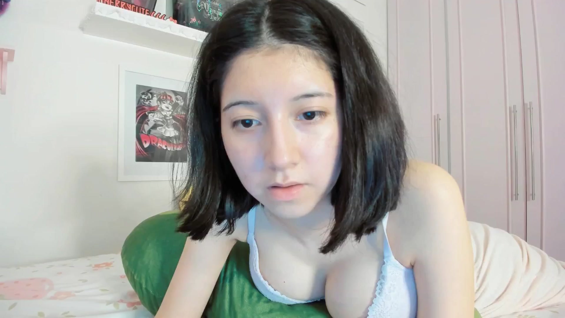 Gallery image thumbnail from Cherrycute666's myfreecams stream on, 03/20/2026, 08:09 image 6 of 20