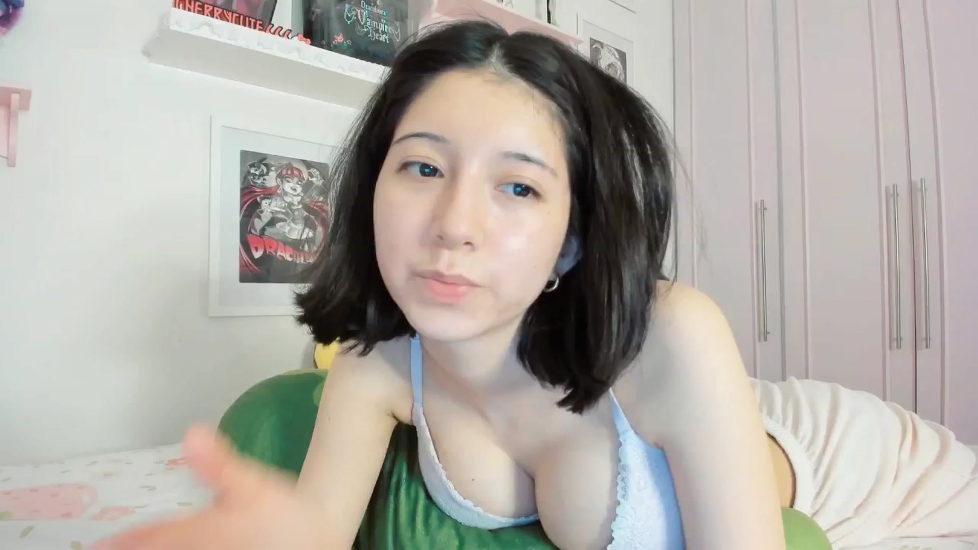 Gallery image thumbnail from Cherrycute666's myfreecams stream on, 03/20/2026, 08:09 image 4 of 20