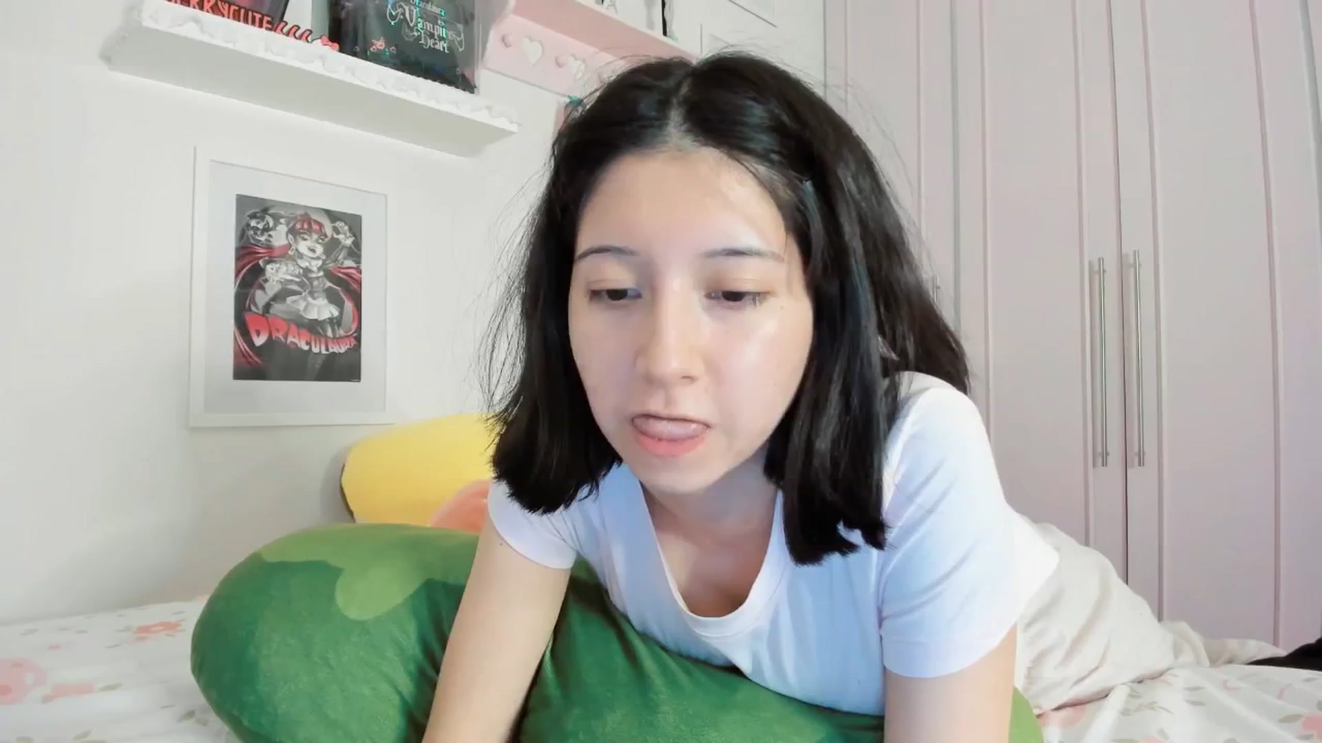 Gallery image thumbnail from Cherrycute666's myfreecams stream on, 03/20/2026, 08:09 image 20 of 20