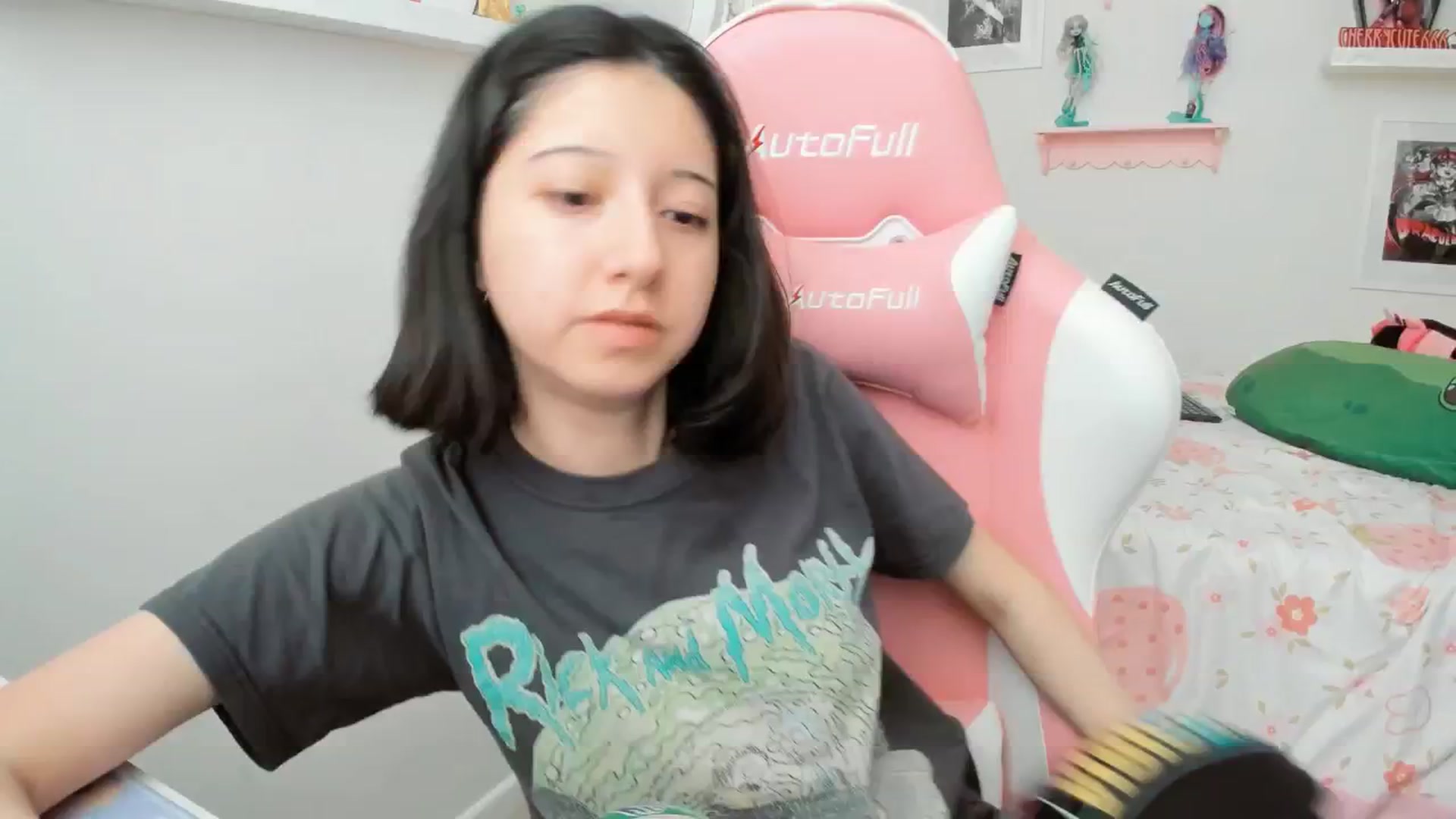 Gallery image thumbnail from Cherrycute666's myfreecams stream on, 03/23/2026, 21:25 image 11 of 20