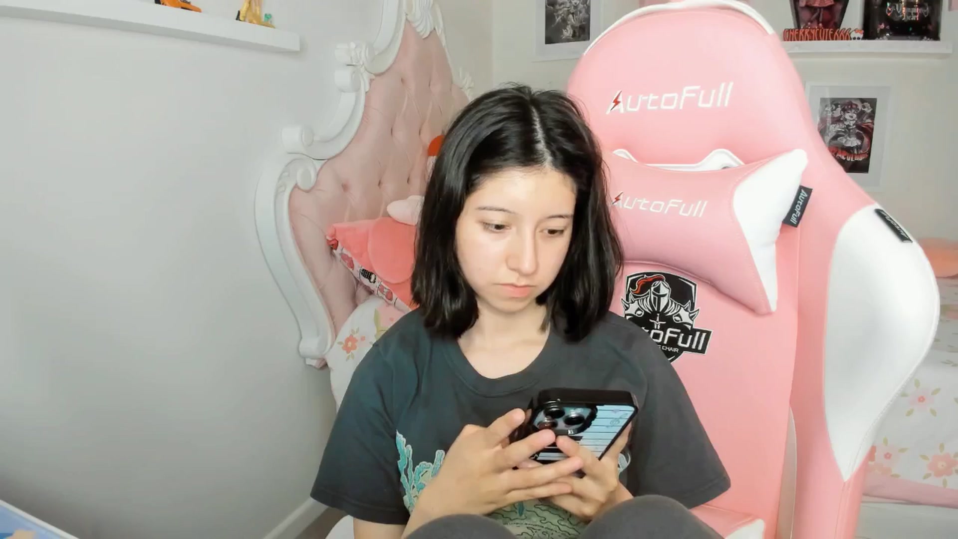 Gallery image thumbnail from Cherrycute666's myfreecams stream on, 03/24/2026, 05:00 image 18 of 20