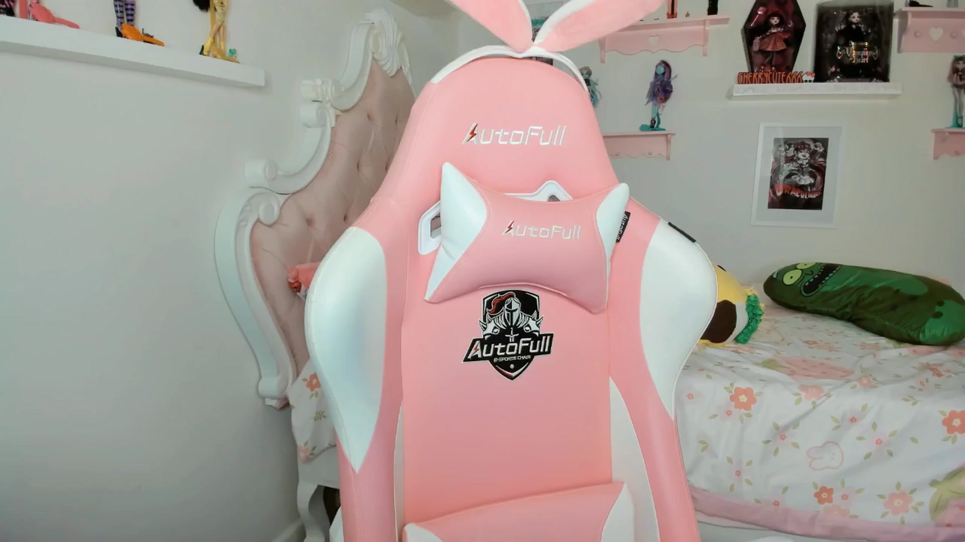 Gallery image thumbnail from Cherrycute666's myfreecams stream on, 03/25/2026, 06:56 image 5 of 20