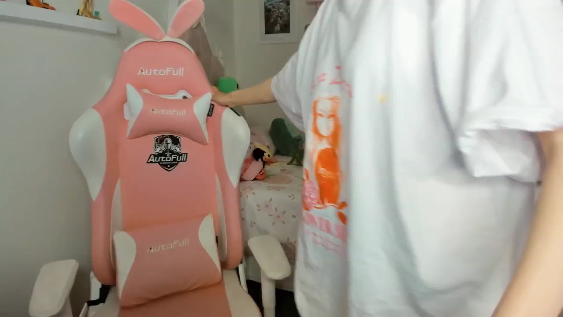 Gallery image thumbnail from Cherrycute666's myfreecams stream on, 03/25/2026, 06:56 image 6 of 20