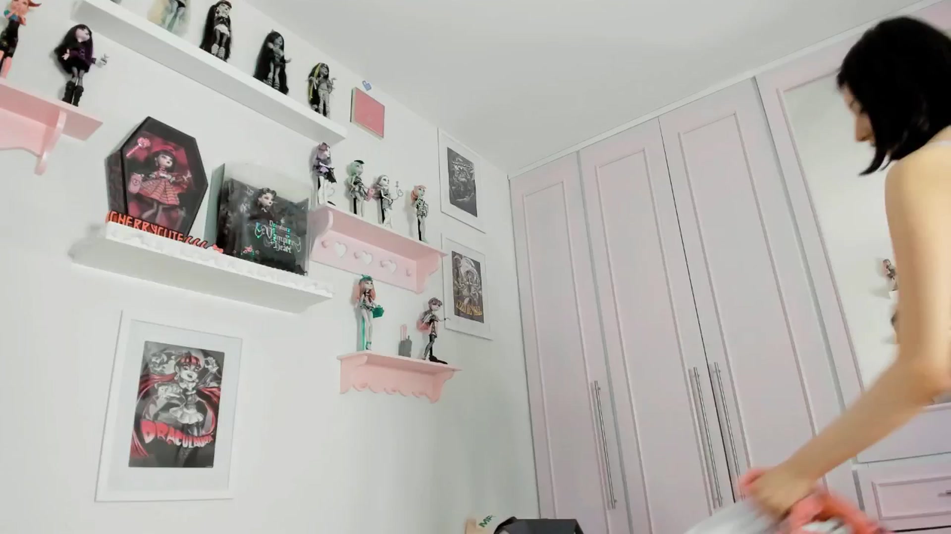 Gallery image thumbnail from Cherrycute666's myfreecams stream on, 03/25/2026, 06:56 image 9 of 20