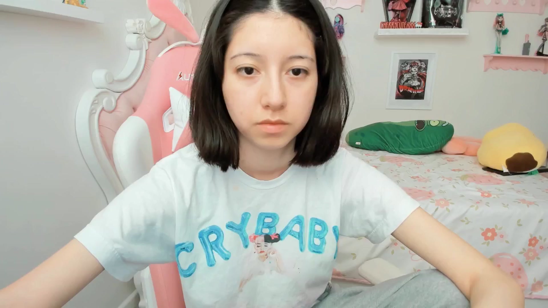 Gallery image thumbnail from Cherrycute666's myfreecams stream on, 03/26/2026, 23:08 image 1 of 20