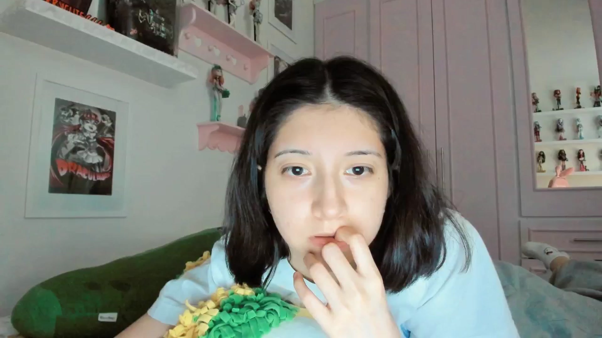 Gallery image thumbnail from Cherrycute666's myfreecams stream on, 03/27/2026, 01:39 image 3 of 20
