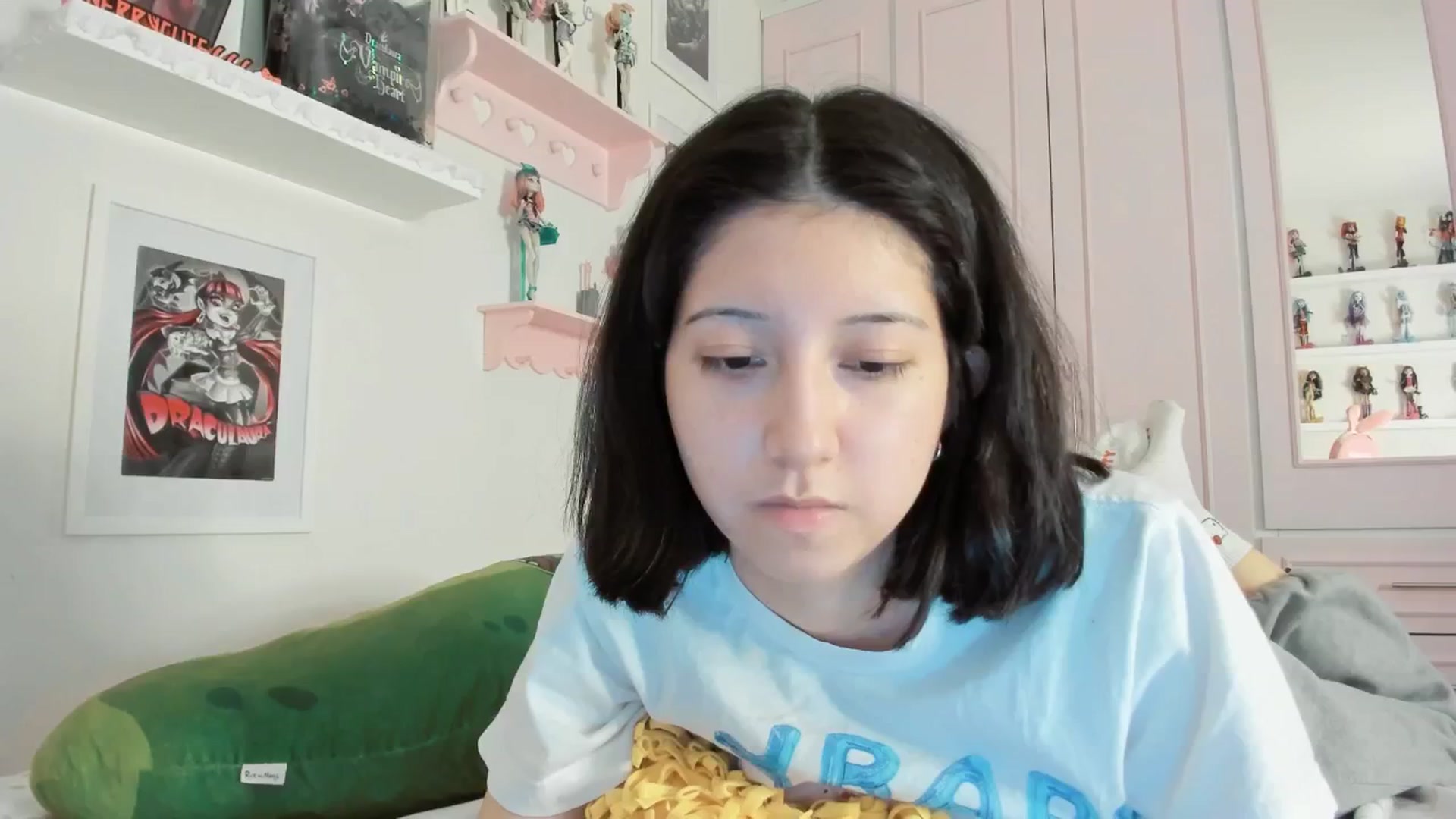 Gallery image thumbnail from Cherrycute666's myfreecams stream on, 03/27/2026, 01:39 image 6 of 20