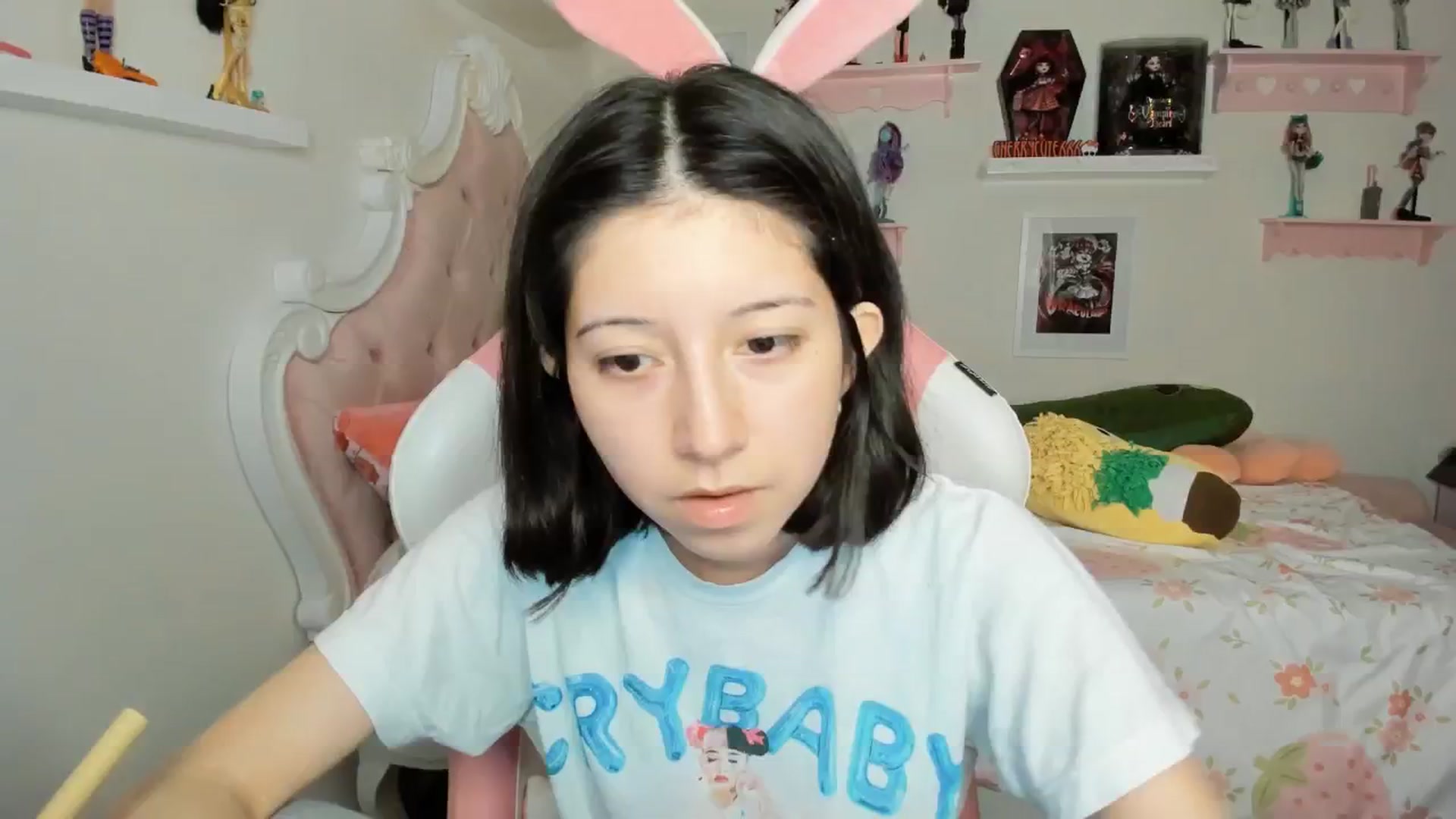 Gallery image thumbnail from Cherrycute666's myfreecams stream on, 03/27/2026, 02:16 image 3 of 20