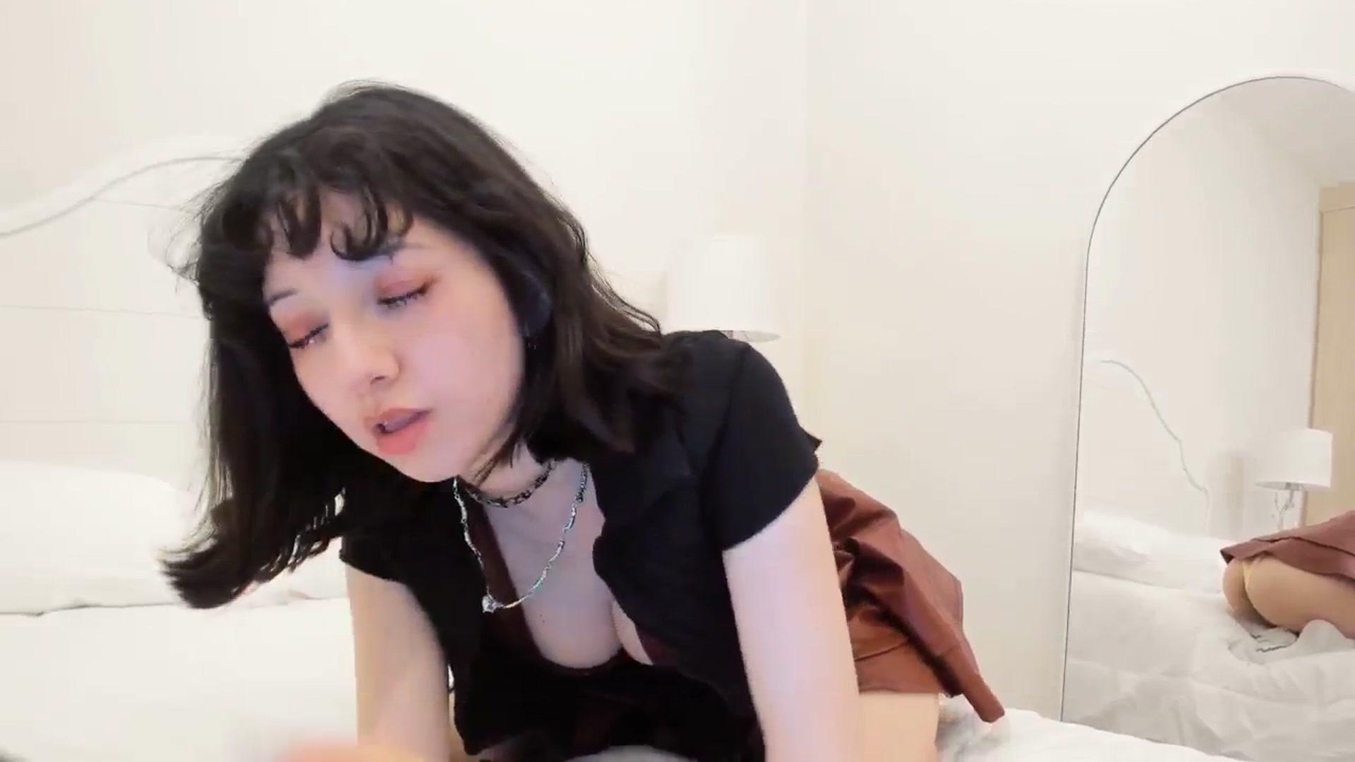 Gallery image thumbnail from Cherrycute666's myfreecams stream on, 04/12/2026, 02:57 image 13 of 20