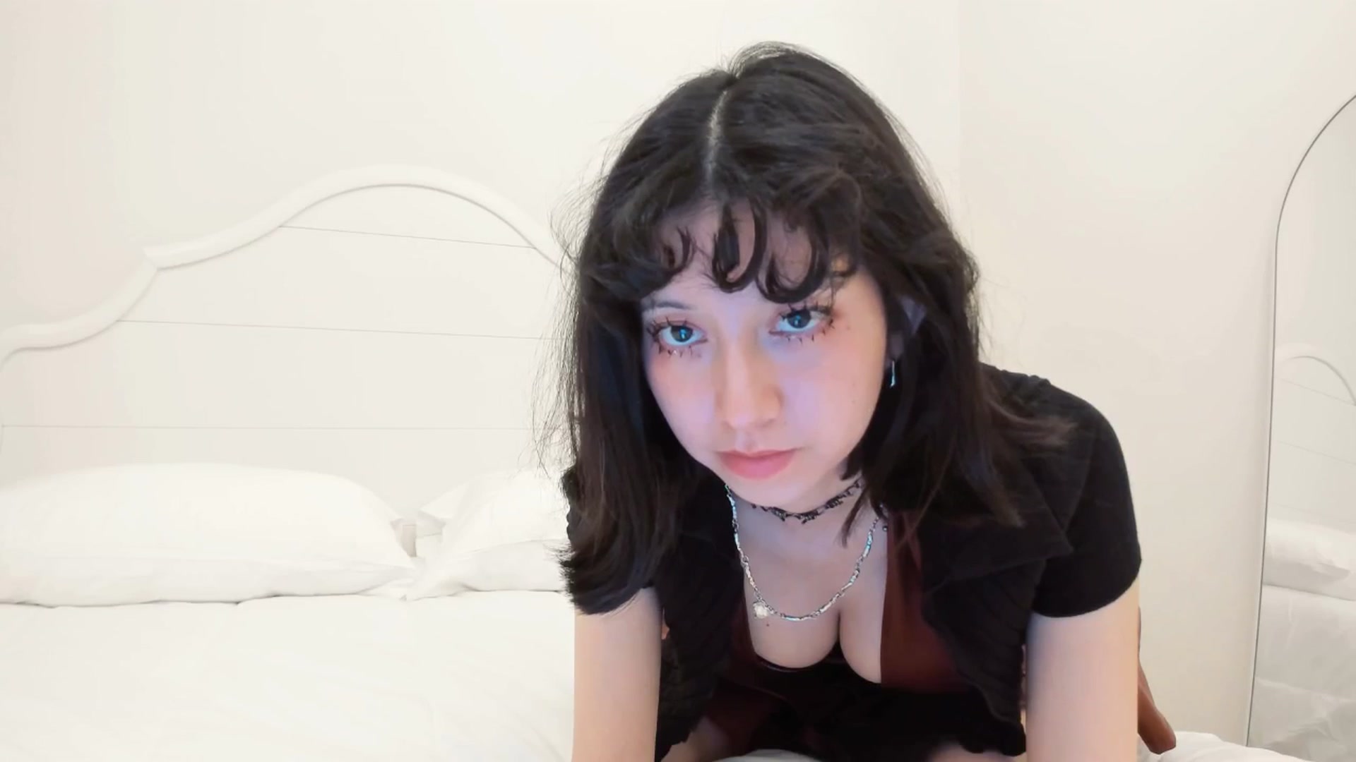 Gallery image thumbnail from Cherrycute666's myfreecams stream on, 04/12/2026, 02:57 image 11 of 20