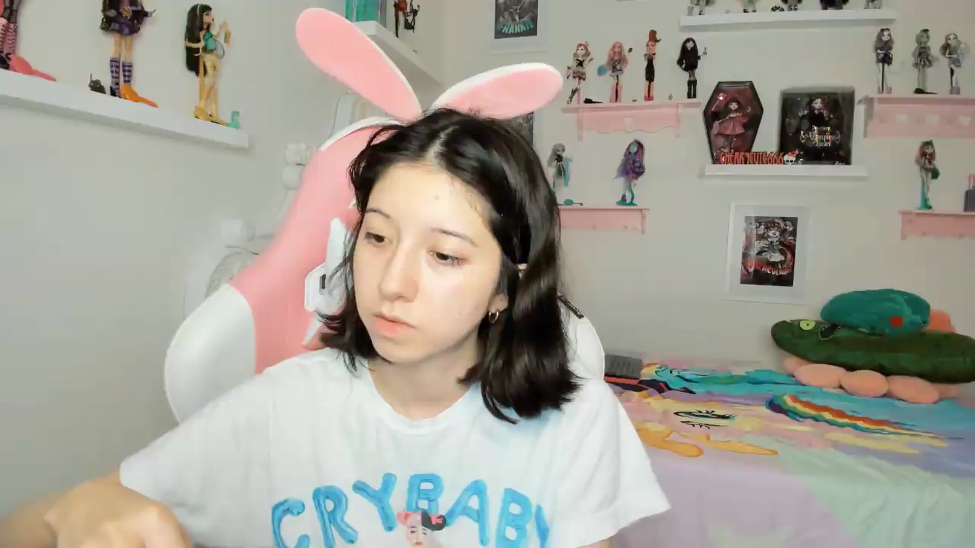 Gallery image thumbnail from Cherrycute666's myfreecams stream on, 04/22/2026, 03:54 image 10 of 20