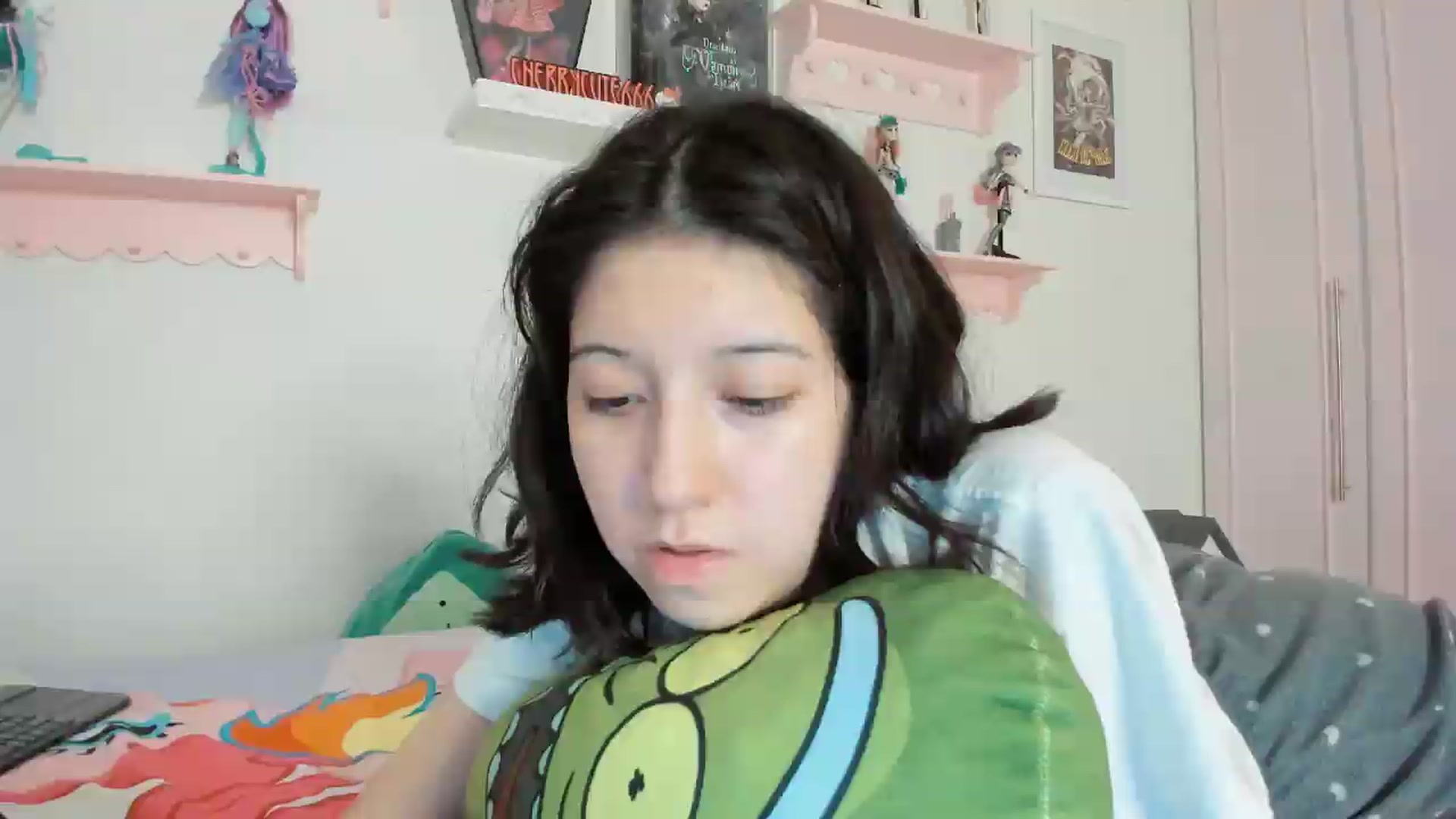 Gallery image thumbnail from Cherrycute666's myfreecams stream on, 04/22/2026, 05:30 image 2 of 20