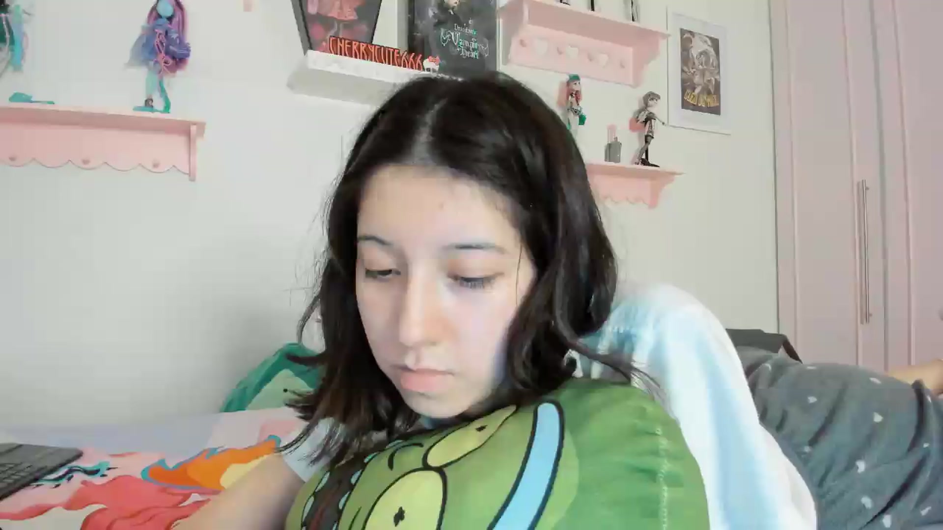 Gallery image thumbnail from Cherrycute666's myfreecams stream on, 04/22/2026, 05:30 image 5 of 20