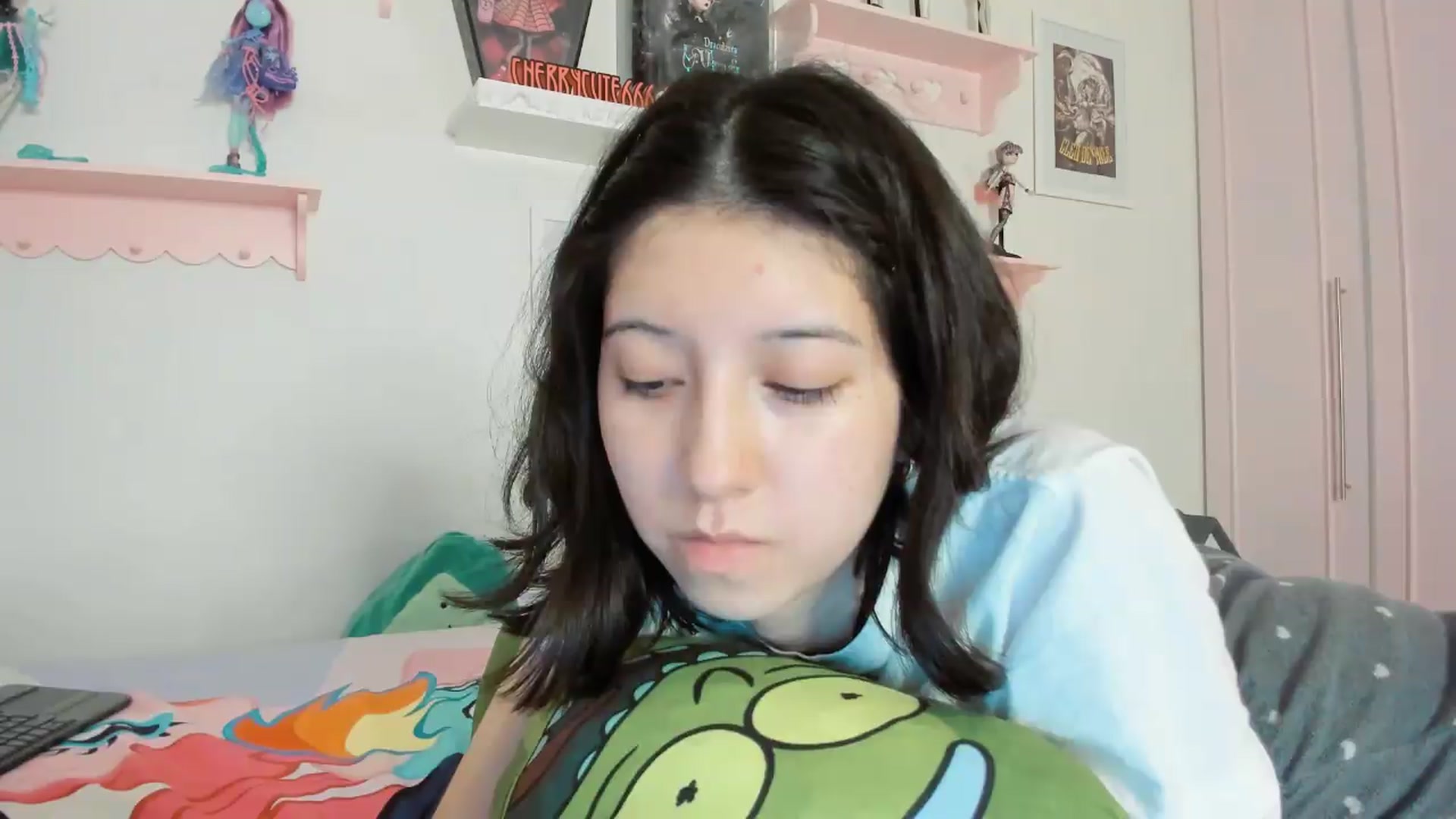Gallery image thumbnail from Cherrycute666's myfreecams stream on, 04/22/2026, 05:30 image 10 of 20