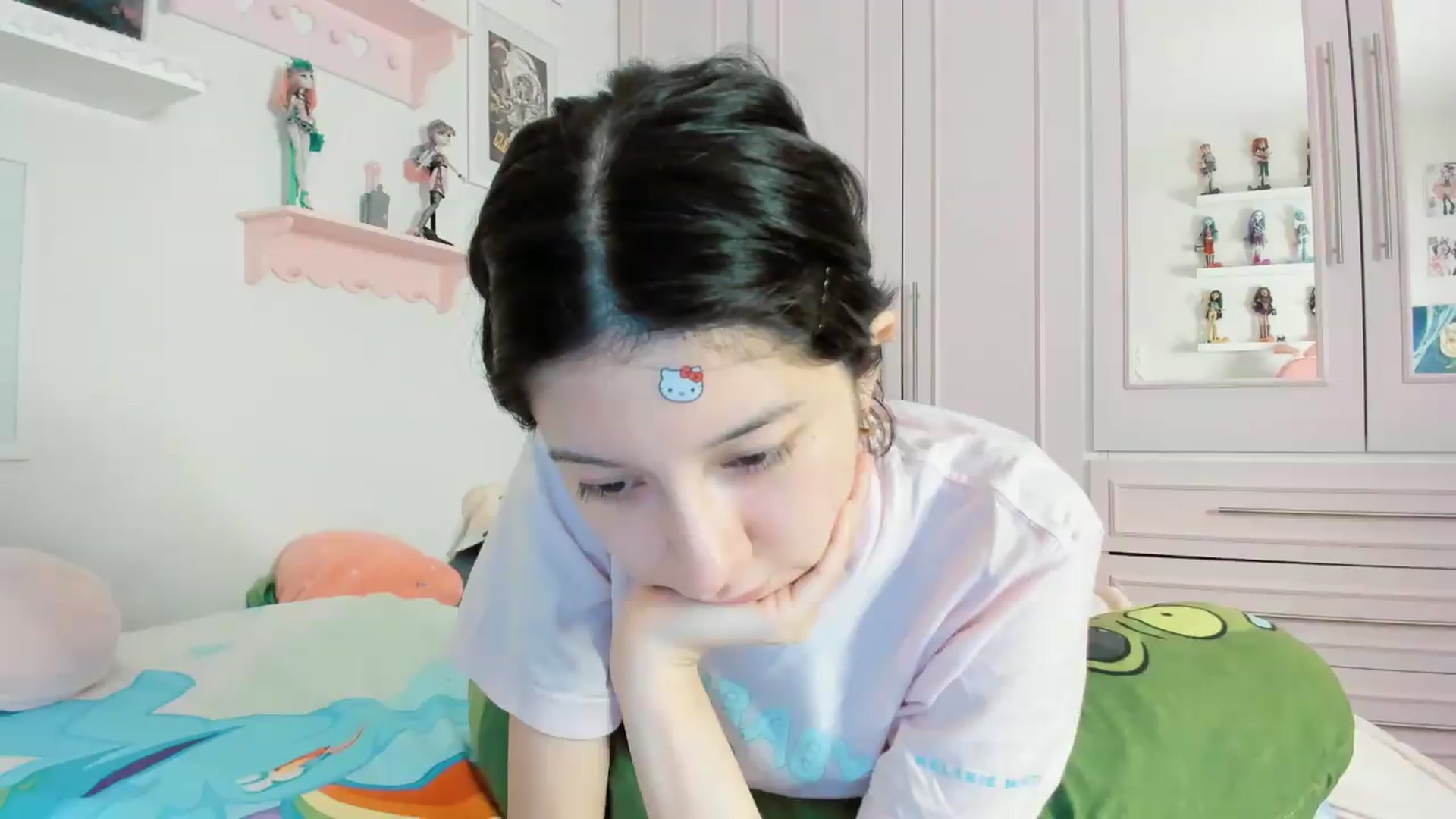 Gallery image thumbnail from Cherrycute666's myfreecams stream on, 04/23/2026, 06:53 image 7 of 20