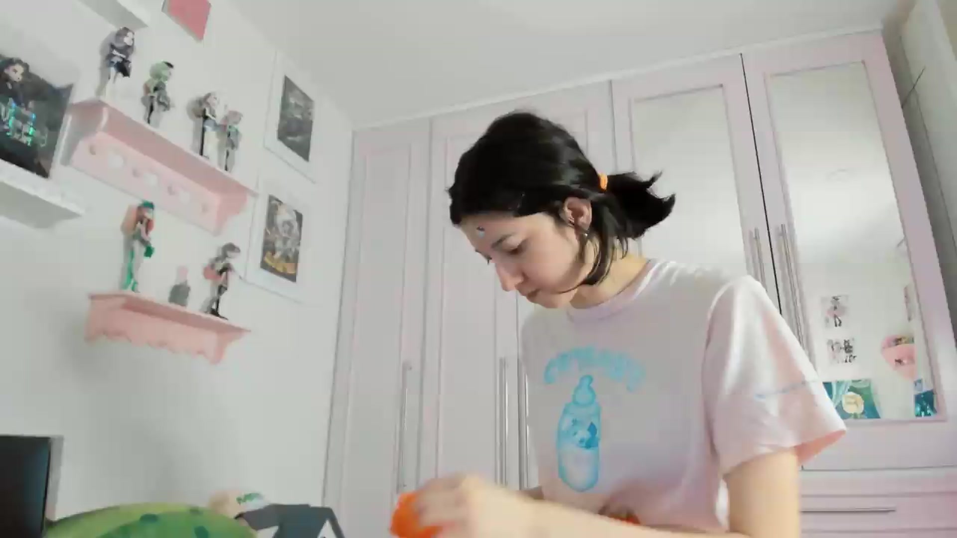 Gallery image thumbnail from Cherrycute666's myfreecams stream on, 04/23/2026, 06:53 image 3 of 20