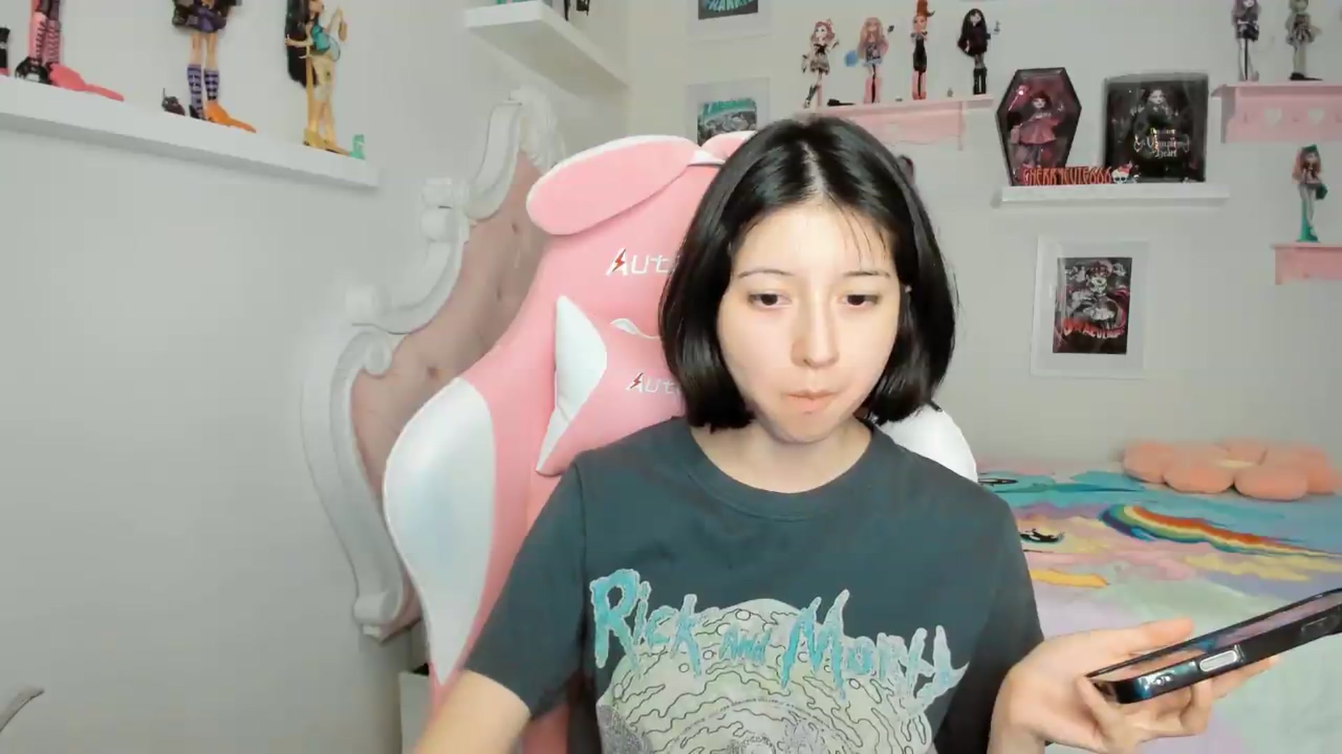 Gallery image thumbnail from Cherrycute666's myfreecams stream on, 04/24/2026, 06:53 image 6 of 20
