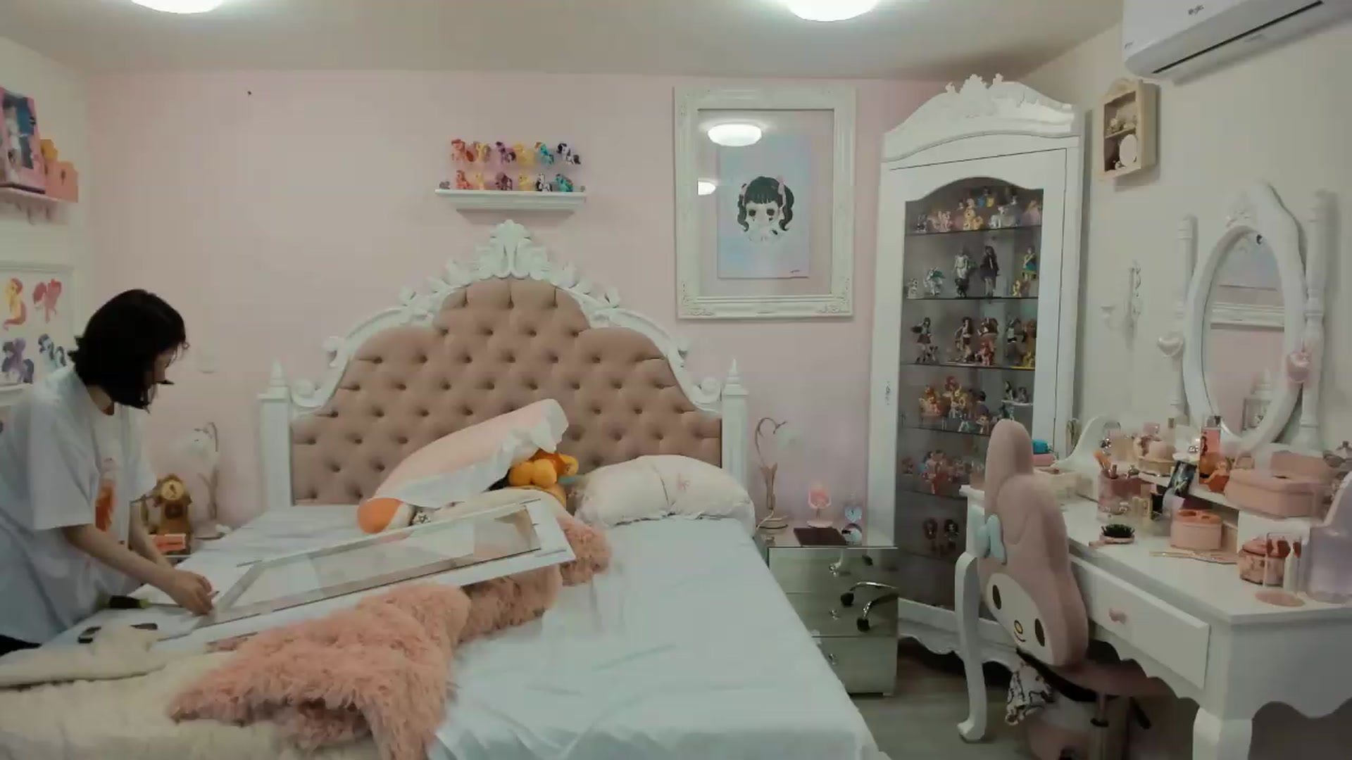 Gallery image thumbnail from Cherrycute666's myfreecams stream on, 04/25/2026, 06:38 image 8 of 20
