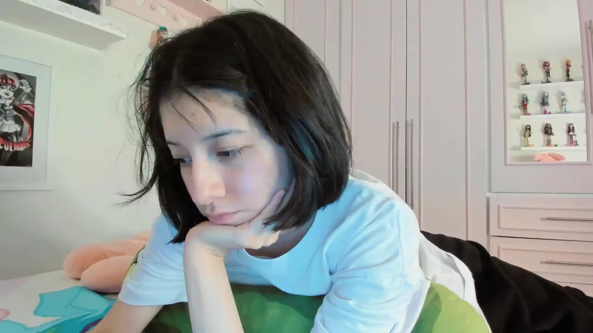 Gallery image thumbnail from Cherrycute666's myfreecams stream on, 04/25/2026, 08:45 image 20 of 20