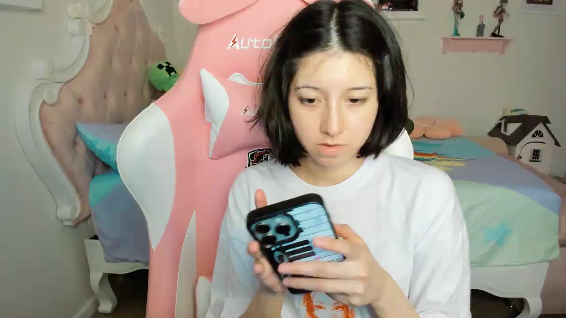 Gallery image thumbnail from Cherrycute666's myfreecams stream on, 04/25/2026, 08:45 image 1 of 20
