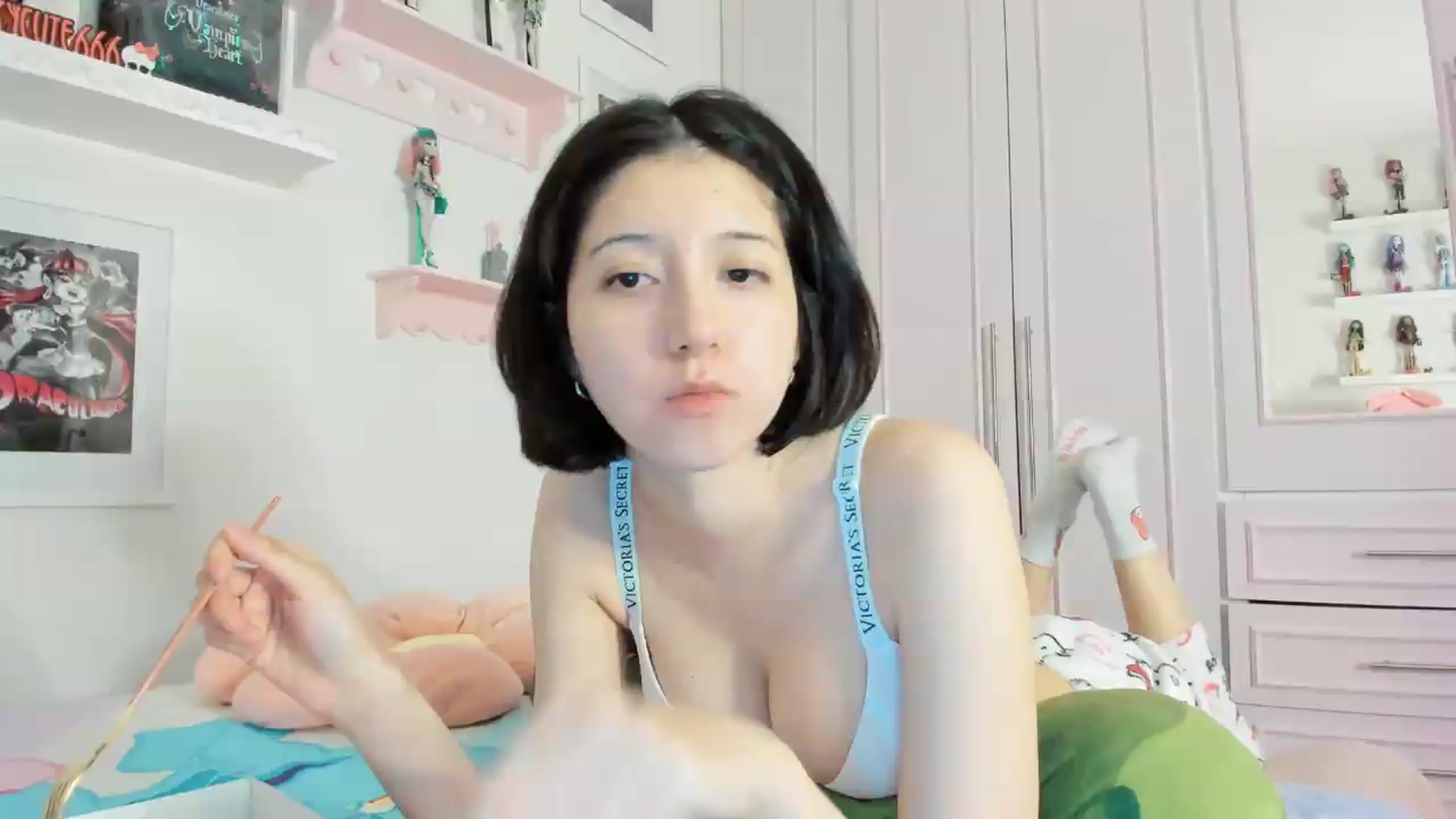 Gallery image thumbnail from Cherrycute666's myfreecams stream on, 04/26/2026, 06:38 image 2 of 20