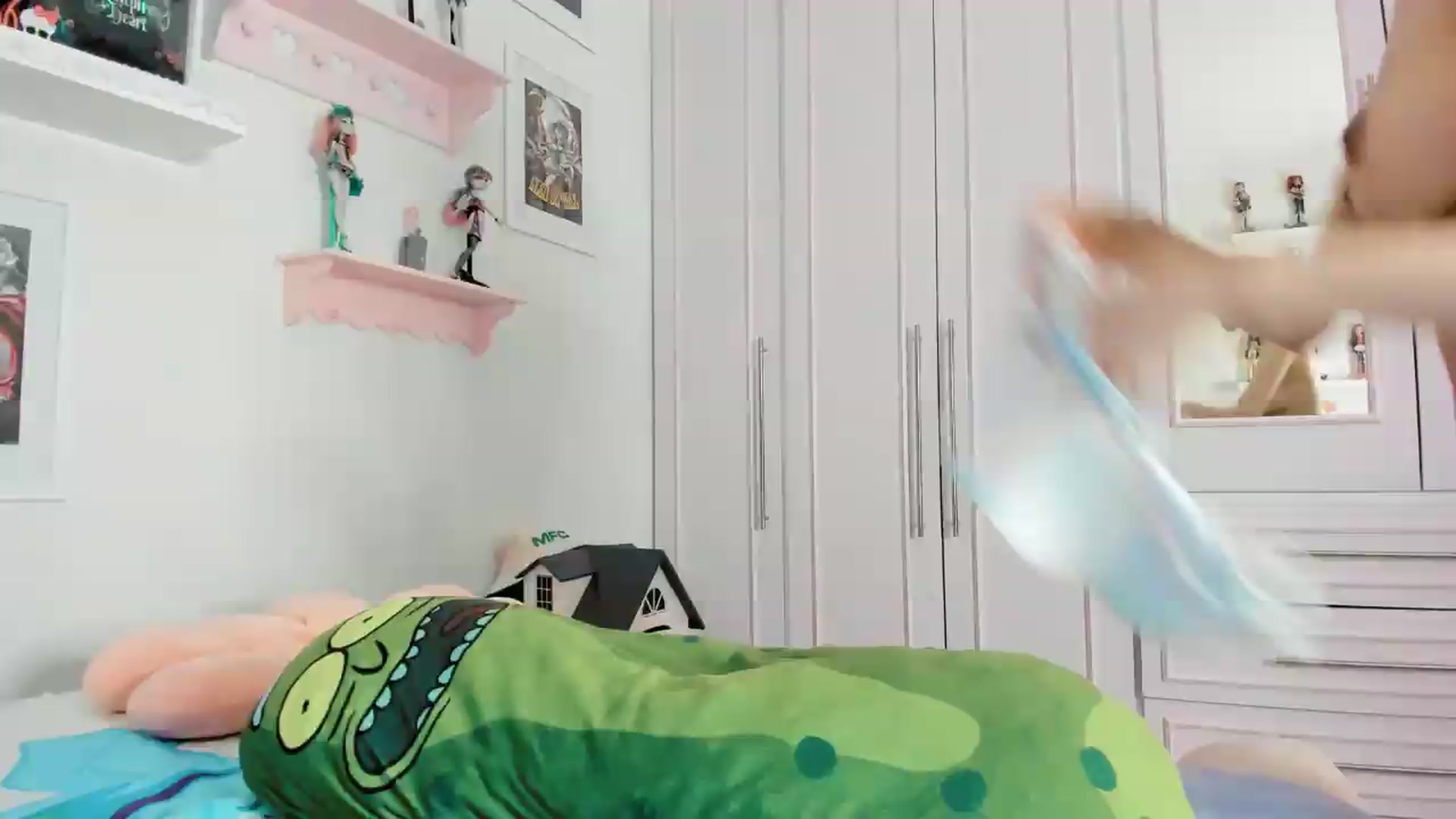 Gallery image thumbnail from Cherrycute666's myfreecams stream on, 04/26/2026, 06:38 image 12 of 20