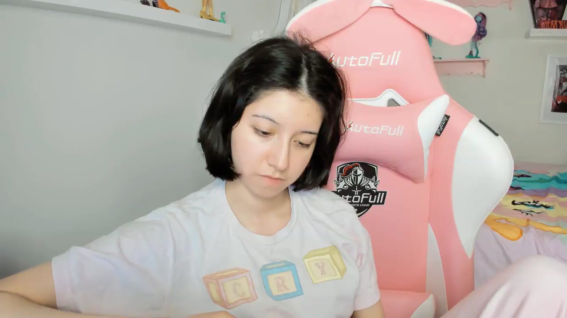 Gallery image thumbnail from Cherrycute666's myfreecams stream on, 04/27/2026, 06:02 image 10 of 20