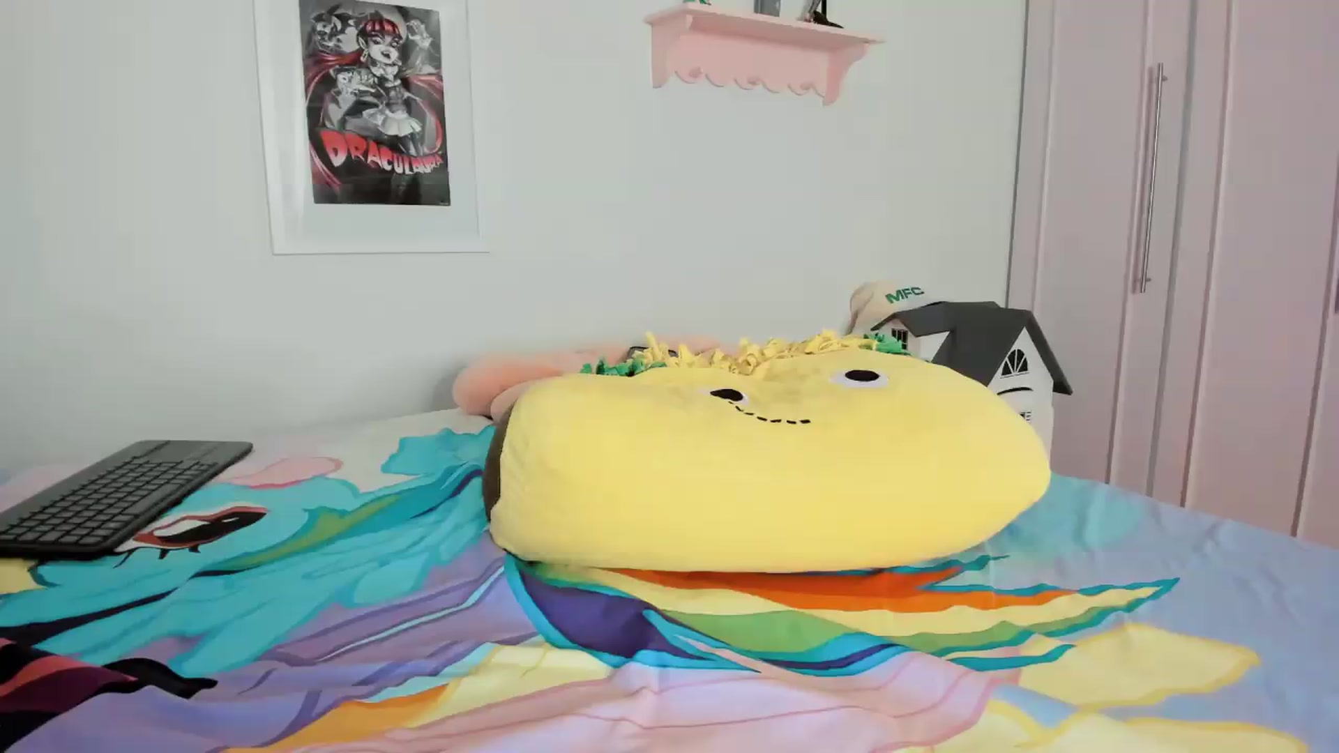 Gallery image thumbnail from Cherrycute666's myfreecams stream on, 04/28/2026, 06:15 image 12 of 20