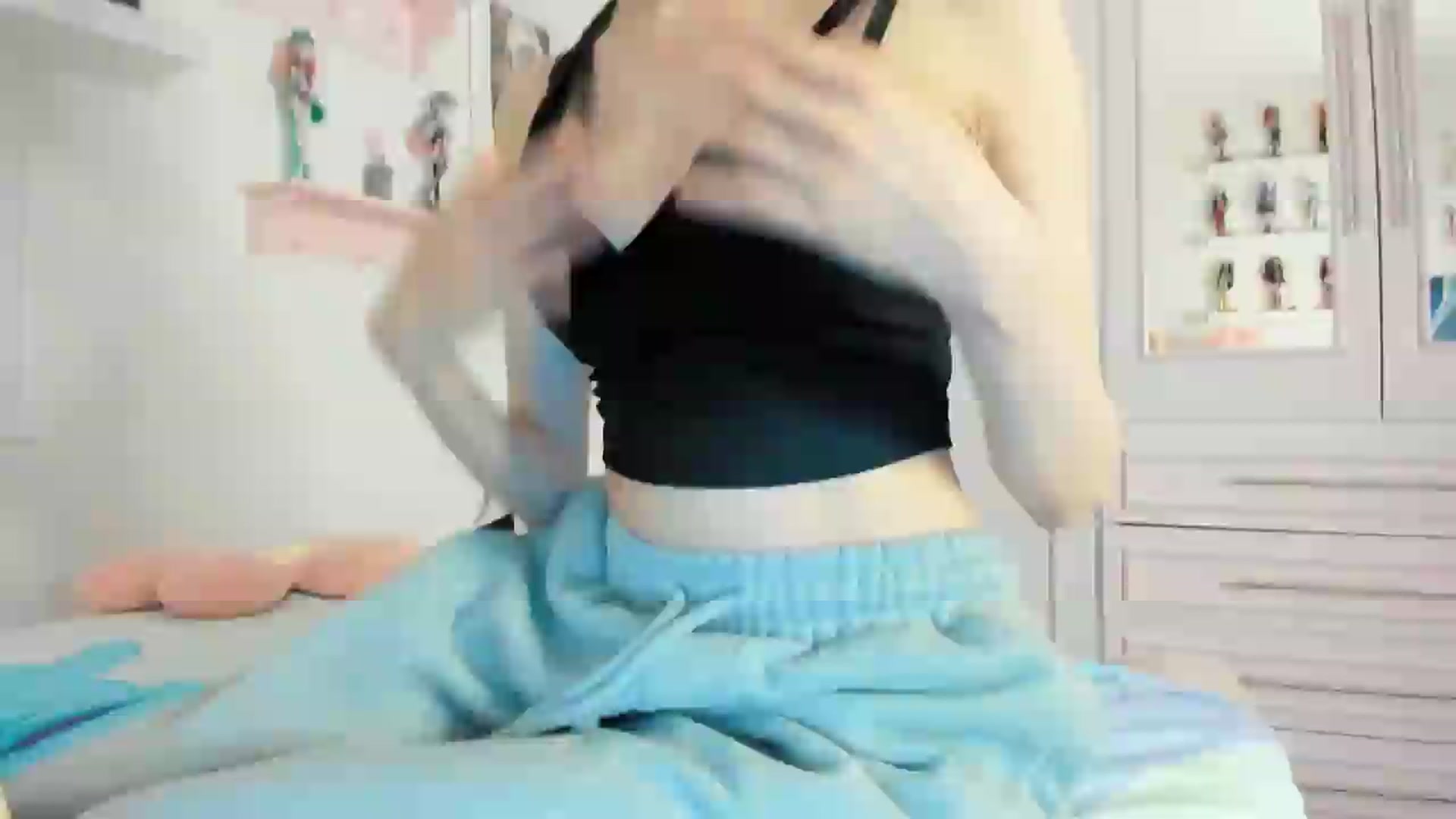 Gallery image thumbnail from Cherrycute666's myfreecams stream on, 04/28/2026, 08:06 image 16 of 20