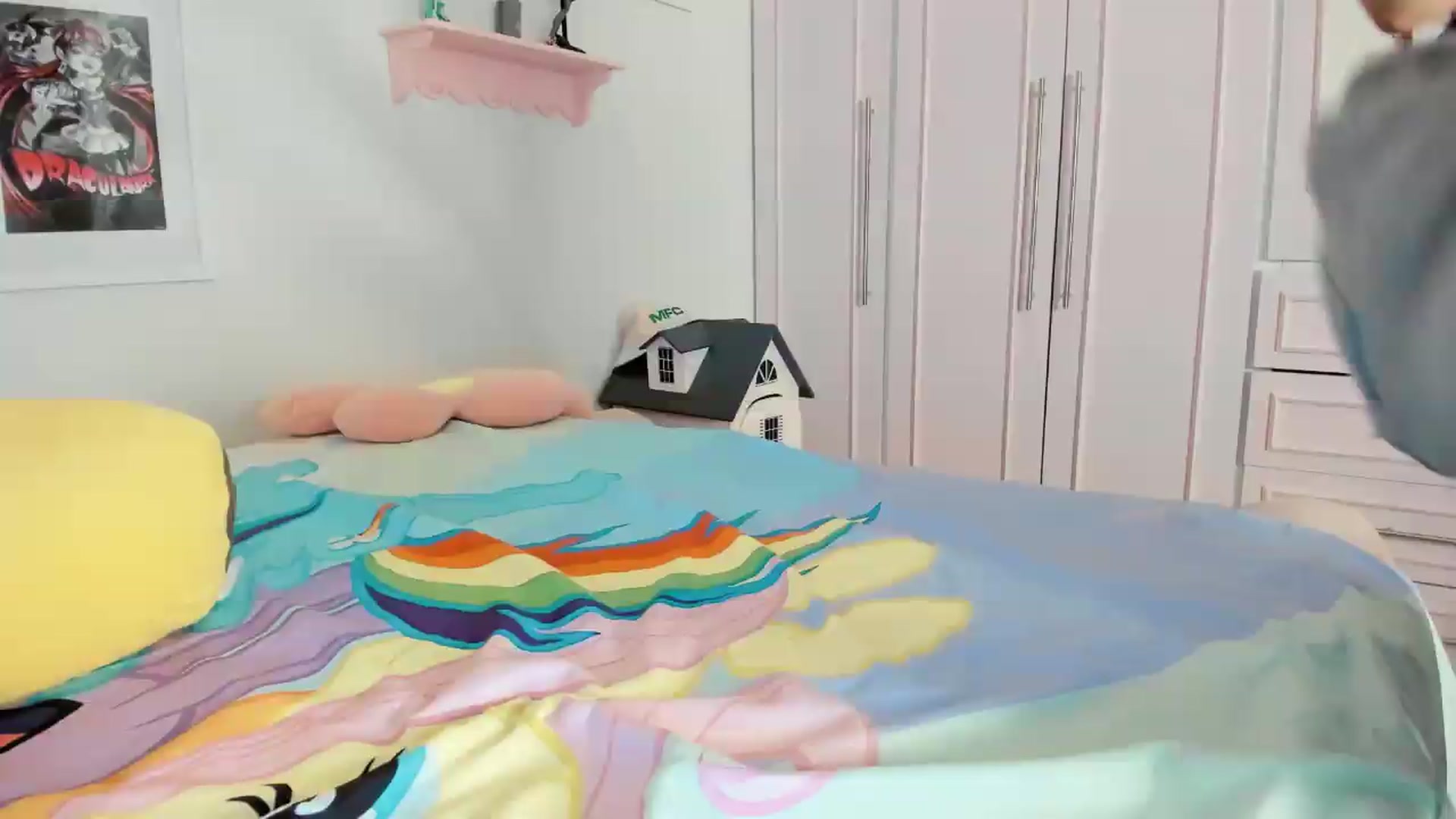 Gallery image thumbnail from Cherrycute666's myfreecams stream on, 04/28/2026, 08:06 image 3 of 20