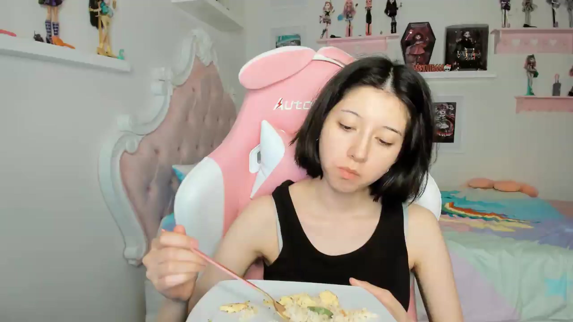 Gallery image thumbnail from Cherrycute666's myfreecams stream on, 05/05/2026, 06:16 image 1 of 20