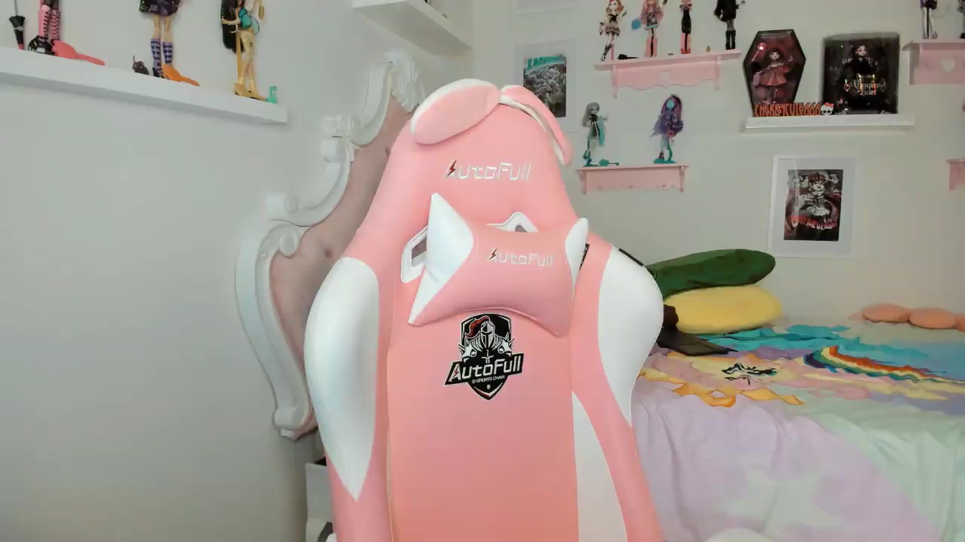 Gallery image thumbnail from Cherrycute666's myfreecams stream on, 05/05/2026, 06:16 image 5 of 20