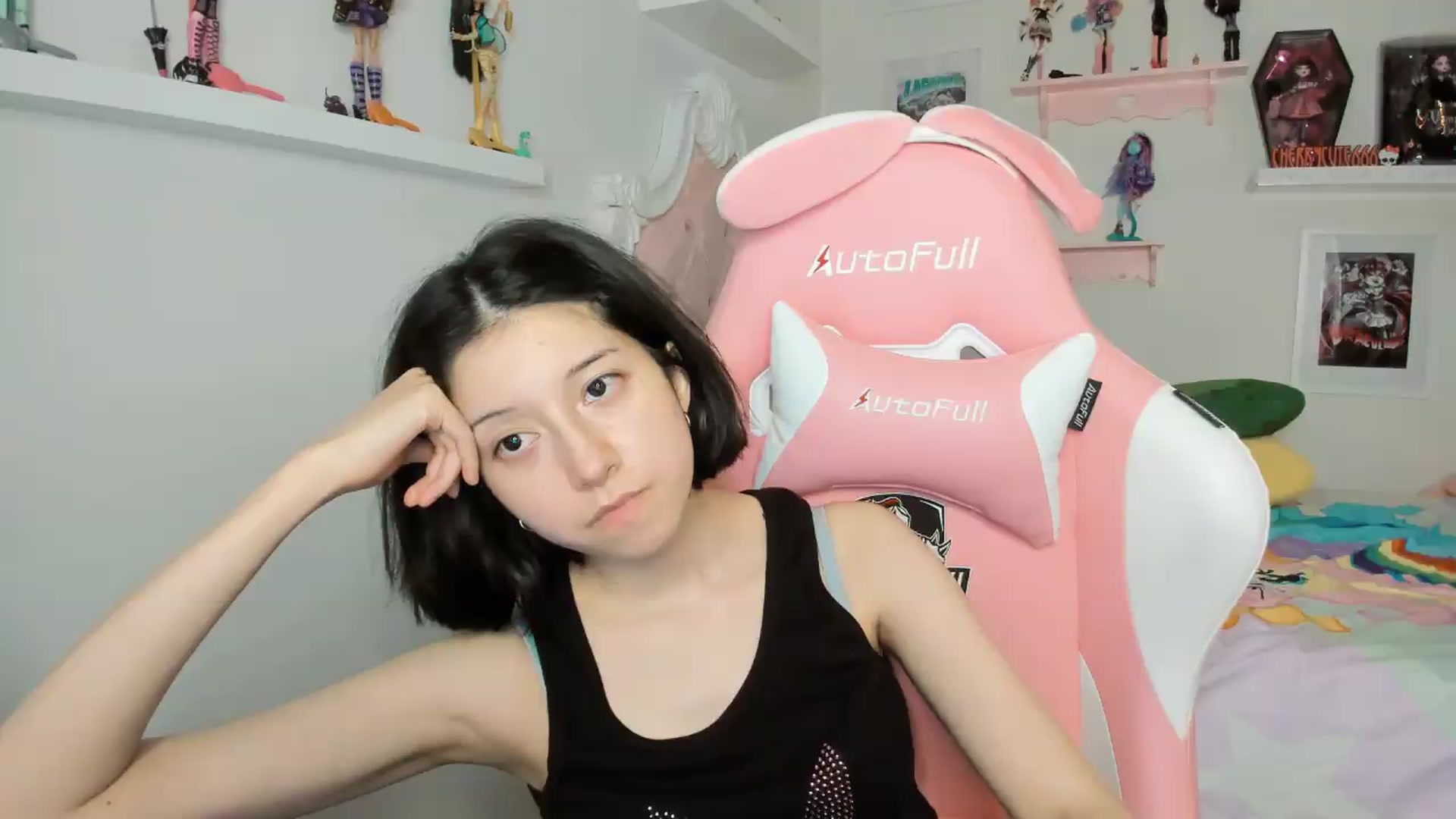Gallery image thumbnail from Cherrycute666's myfreecams stream on, 05/05/2026, 06:16 image 12 of 20