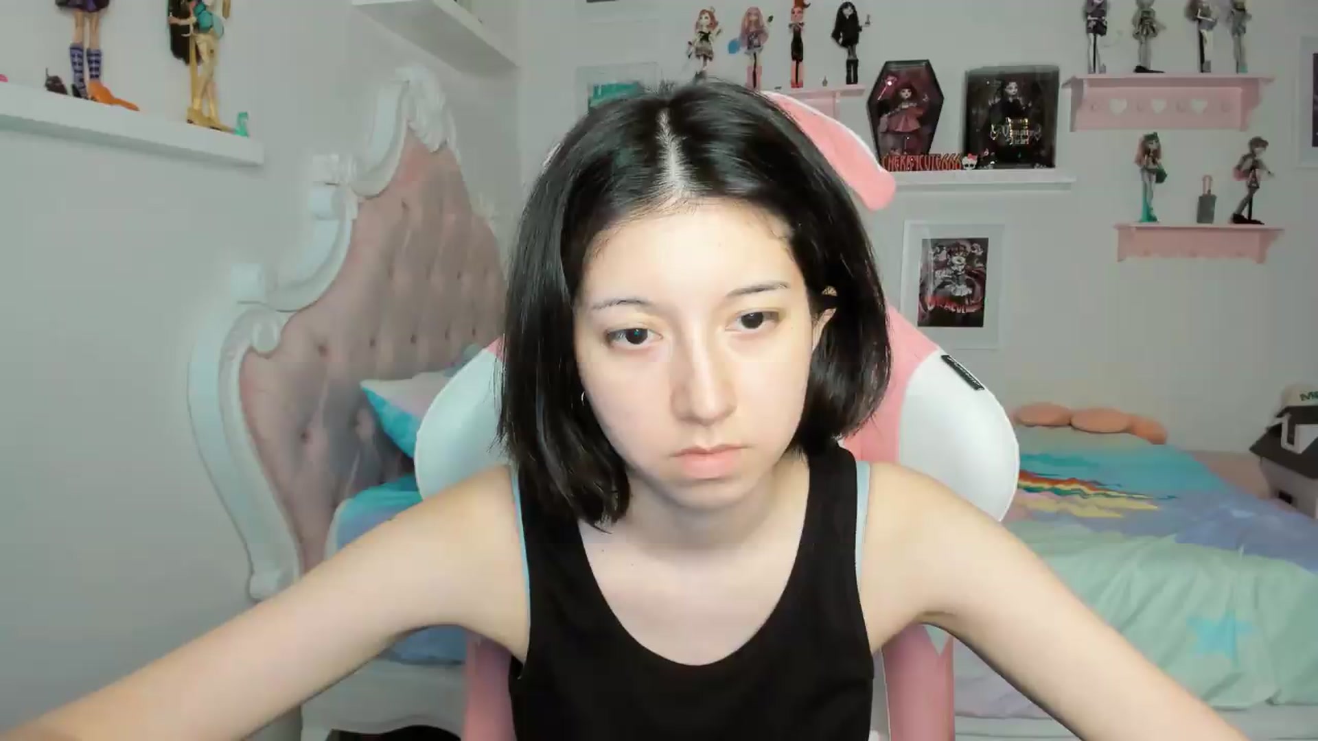 Gallery image thumbnail from Cherrycute666's myfreecams stream on, 05/05/2026, 06:16 image 9 of 20
