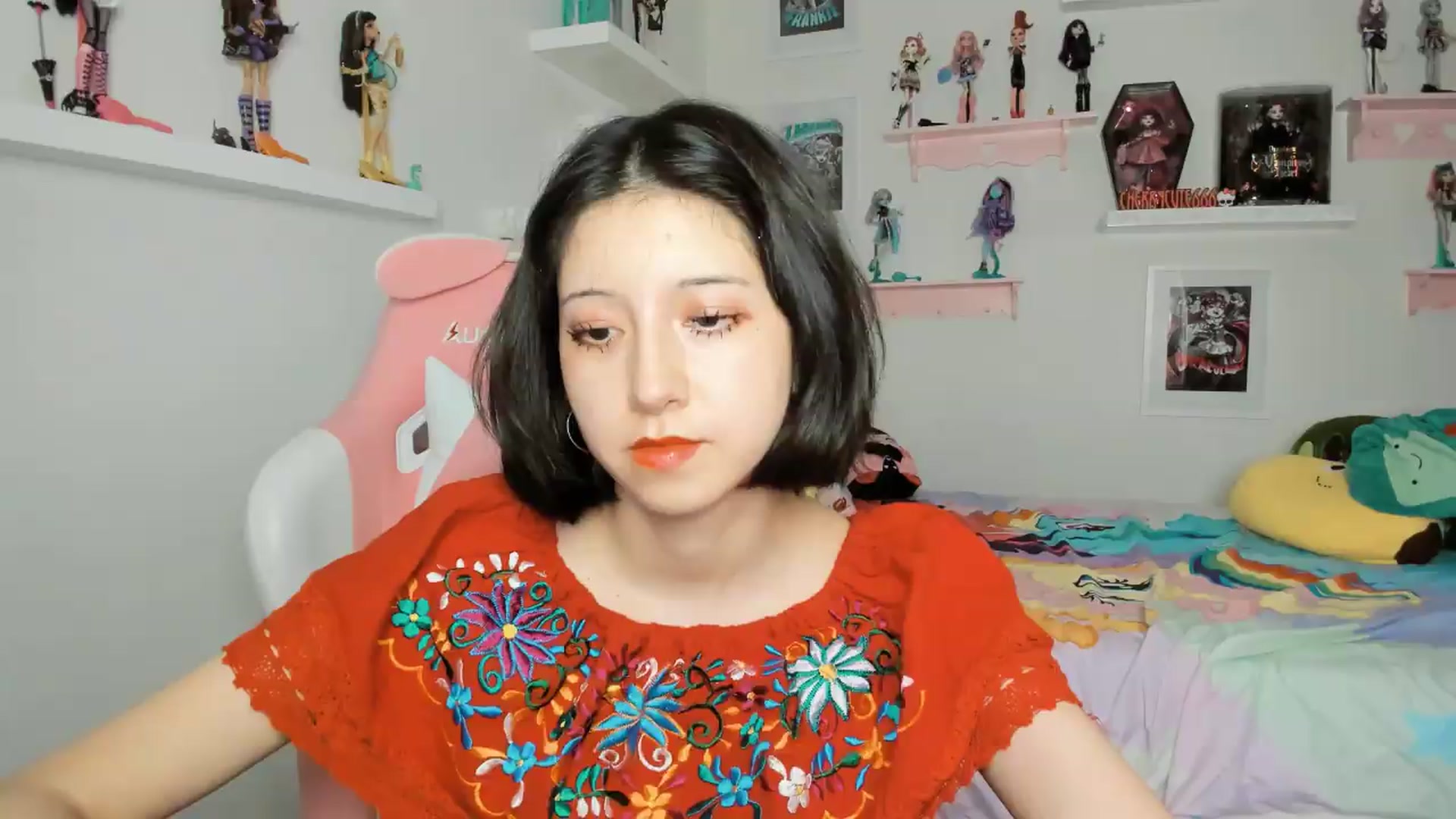 Gallery image thumbnail from Cherrycute666's myfreecams stream on, 05/06/2026, 04:32 image 11 of 20