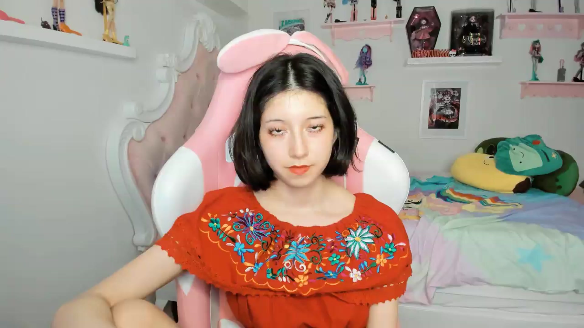 Gallery image thumbnail from Cherrycute666's myfreecams stream on, 05/06/2026, 04:32 image 3 of 20