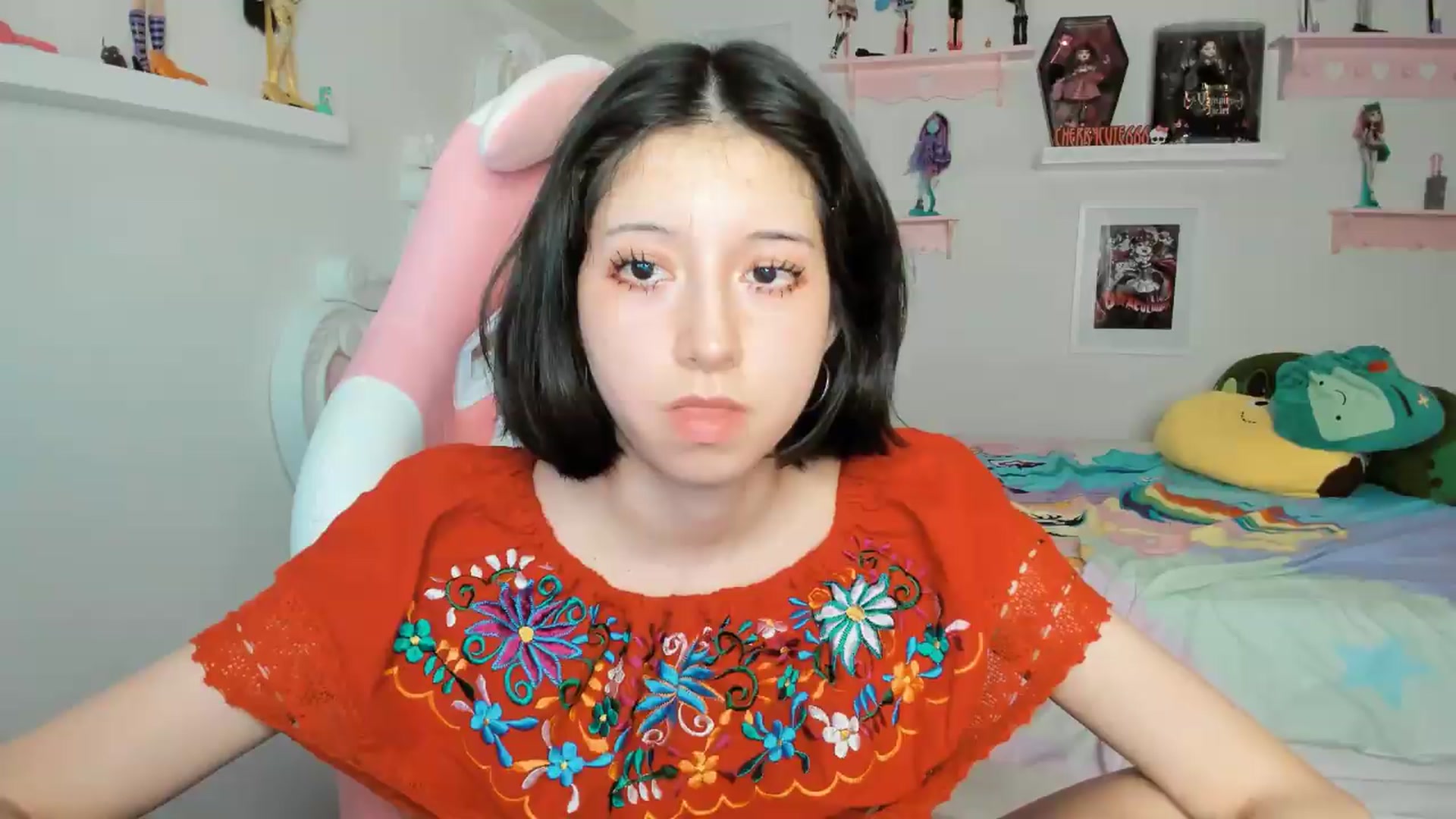 Gallery image thumbnail from Cherrycute666's myfreecams stream on, 05/06/2026, 07:23 image 1 of 20