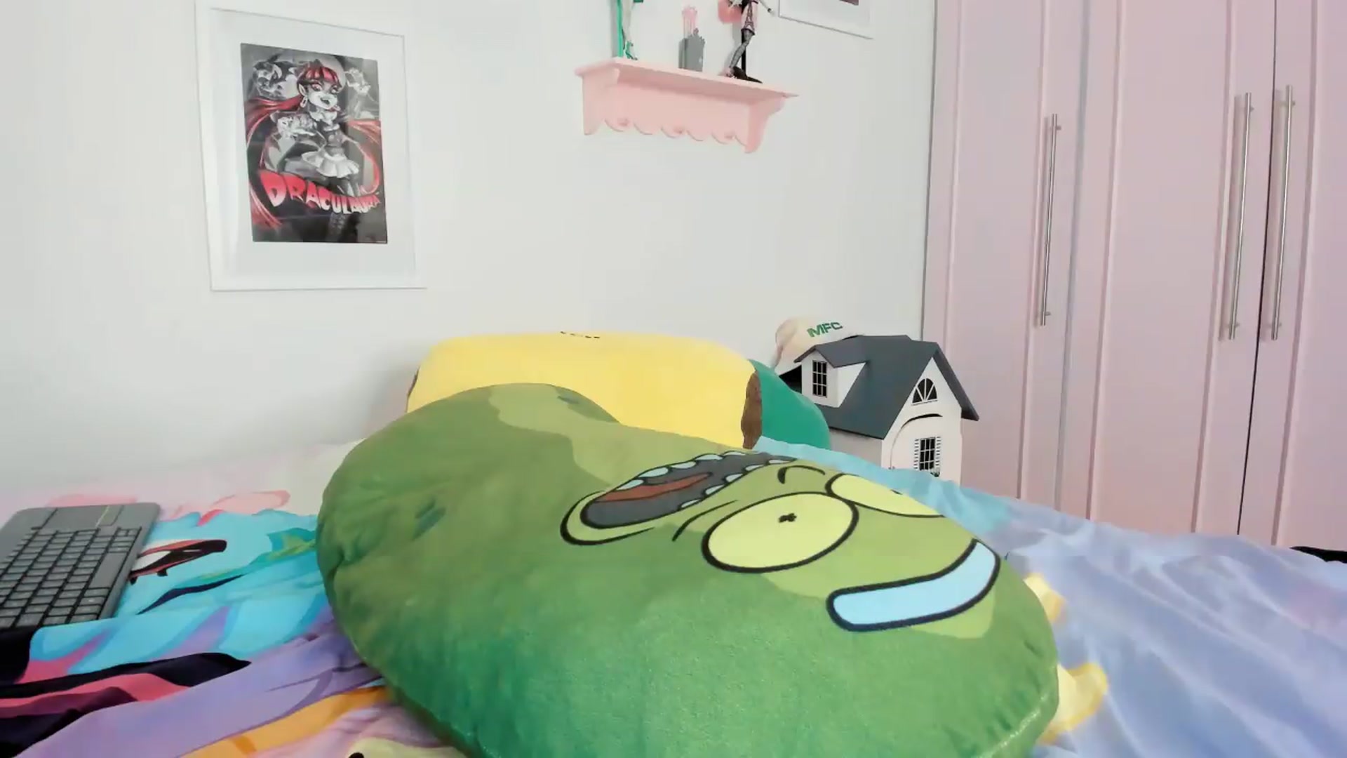 Gallery image thumbnail from Cherrycute666's myfreecams stream on, 05/06/2026, 07:23 image 20 of 20