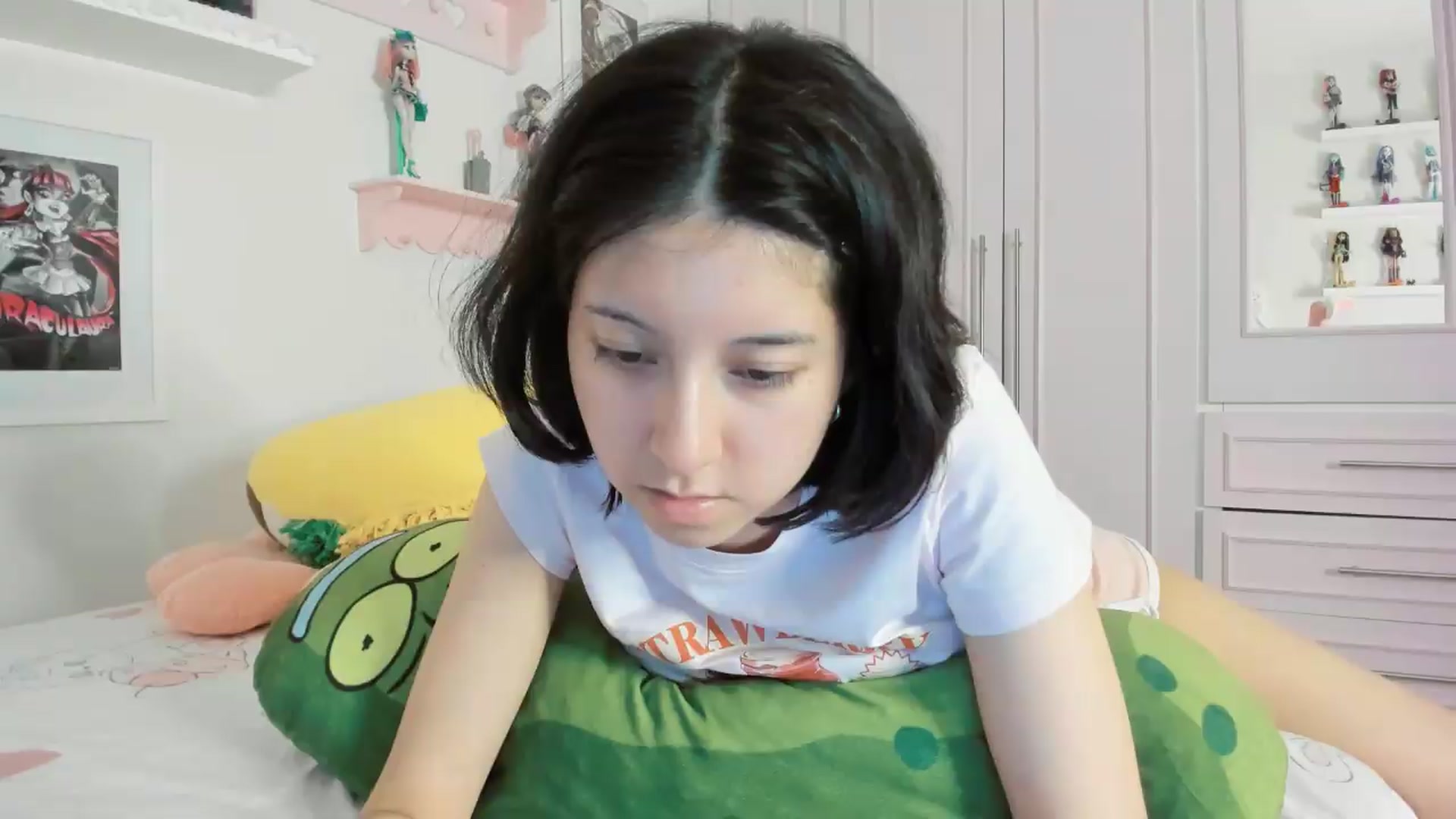 Gallery image thumbnail from Cherrycute666's myfreecams stream on, 05/08/2026, 06:26 image 14 of 20