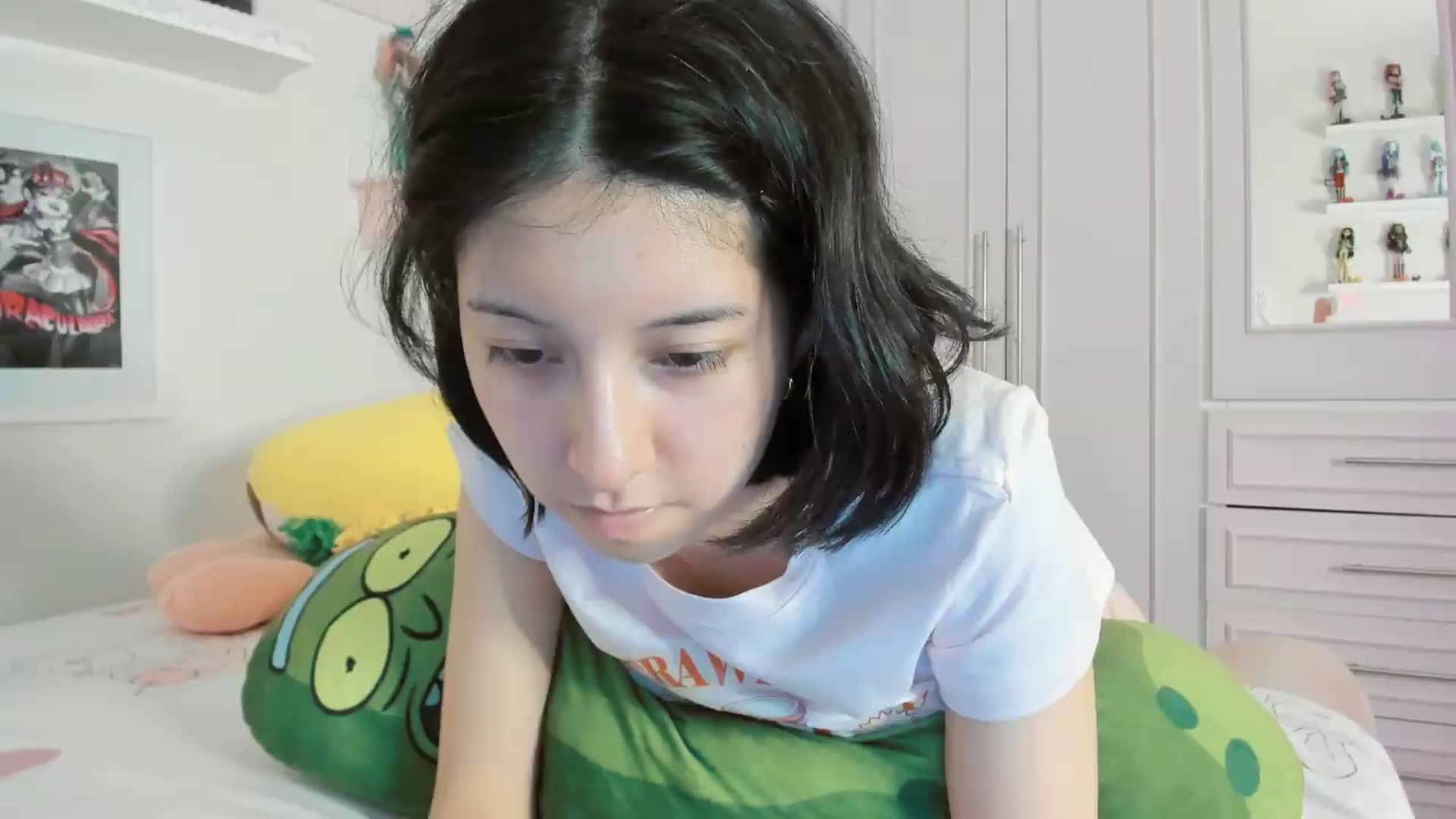Gallery image thumbnail from Cherrycute666's myfreecams stream on, 05/08/2026, 06:26 image 17 of 20