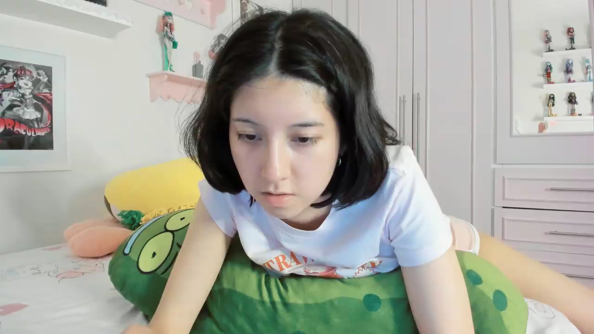 Gallery image thumbnail from Cherrycute666's myfreecams stream on, 05/08/2026, 06:26 image 15 of 20