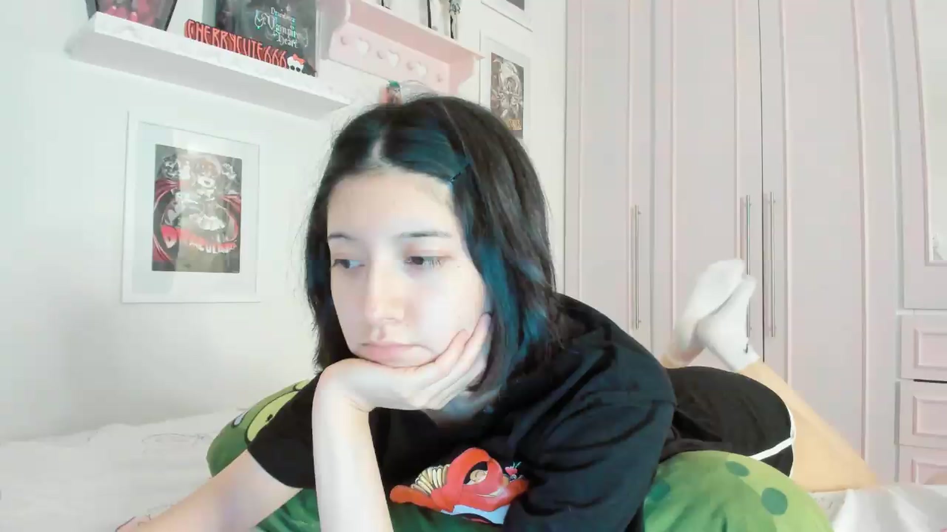Gallery image thumbnail from Cherrycute666's myfreecams stream on, 05/10/2026, 03:06 image 19 of 20